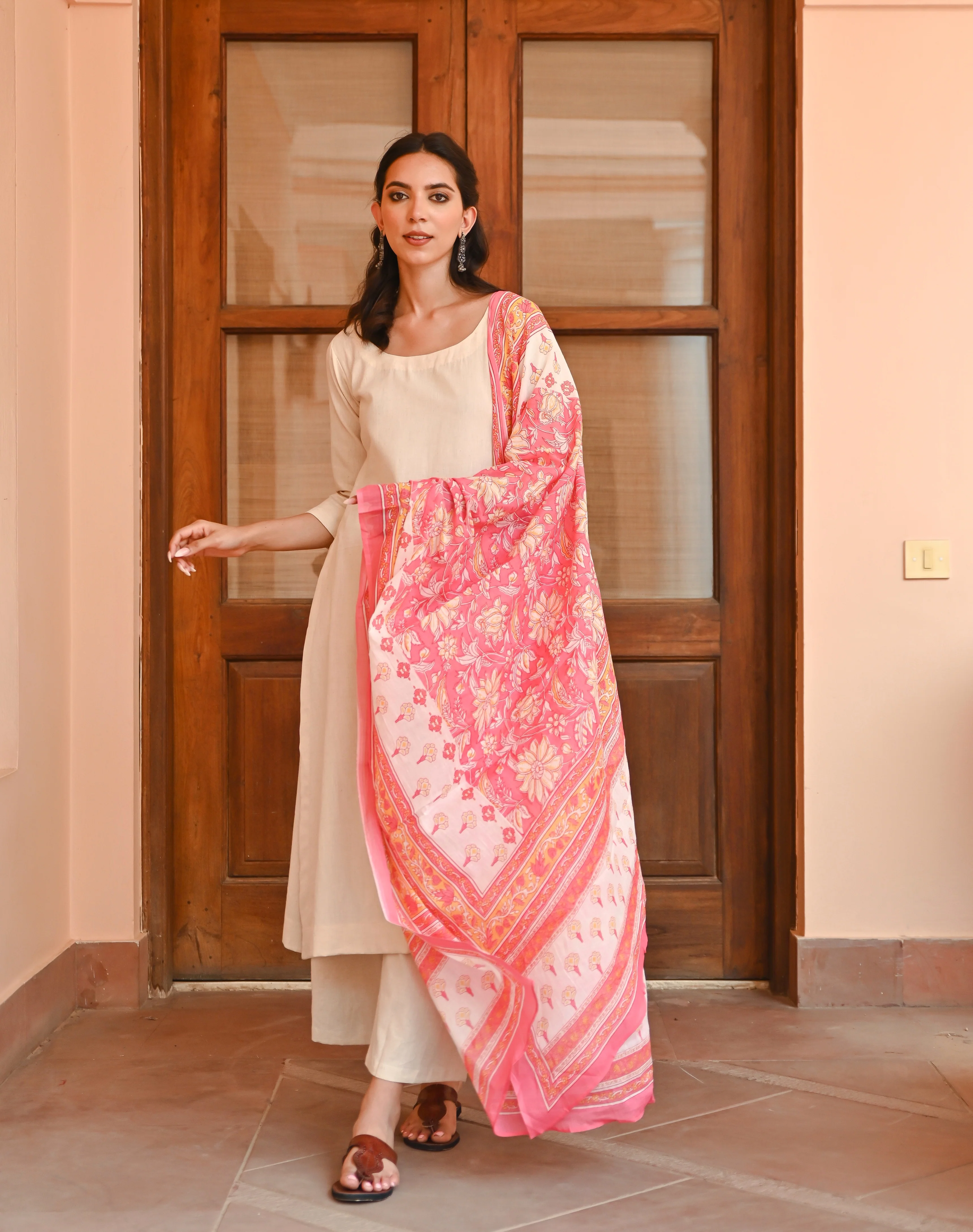 Abhiti  Set - Image 4