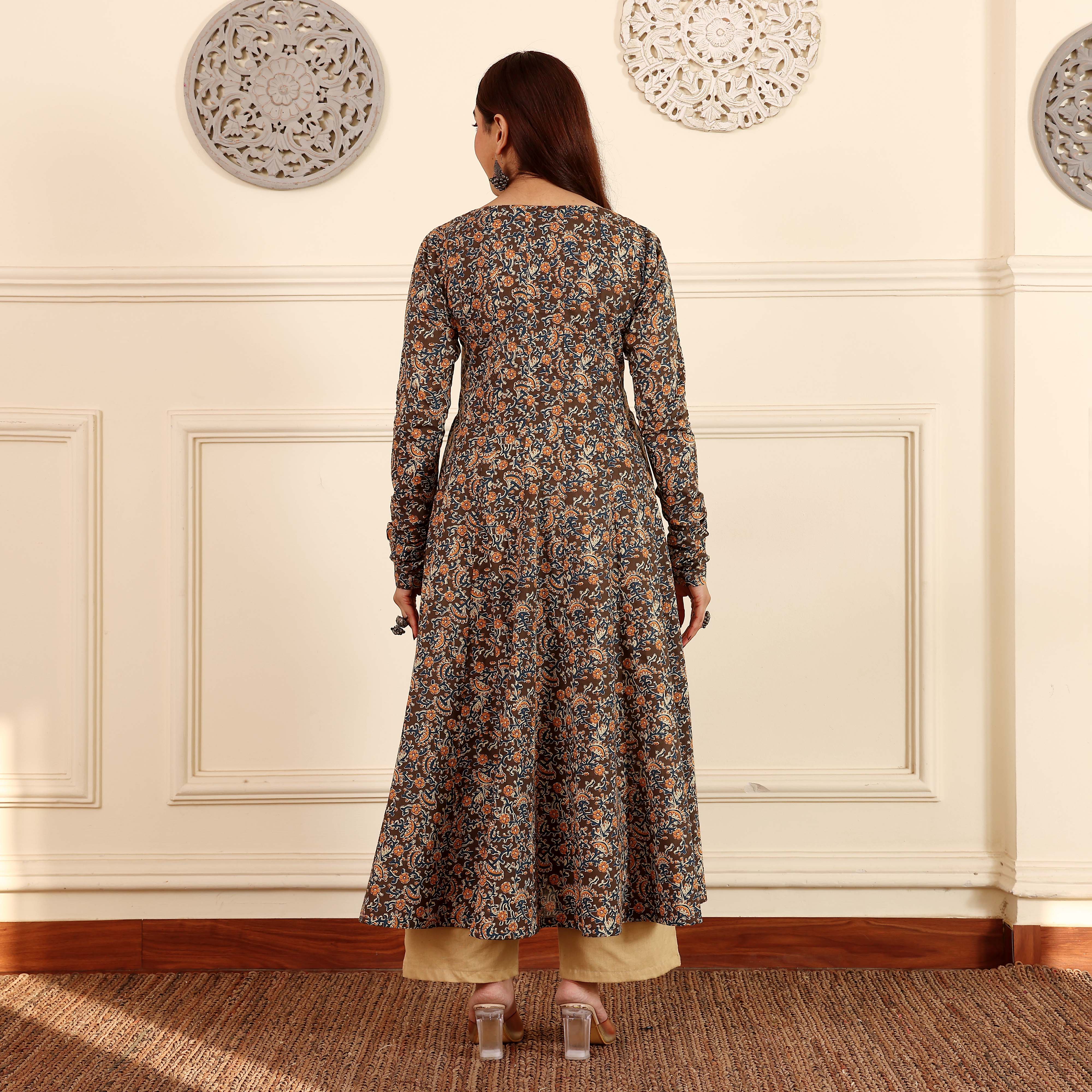Anaanki Cotton Kurta - Image 6