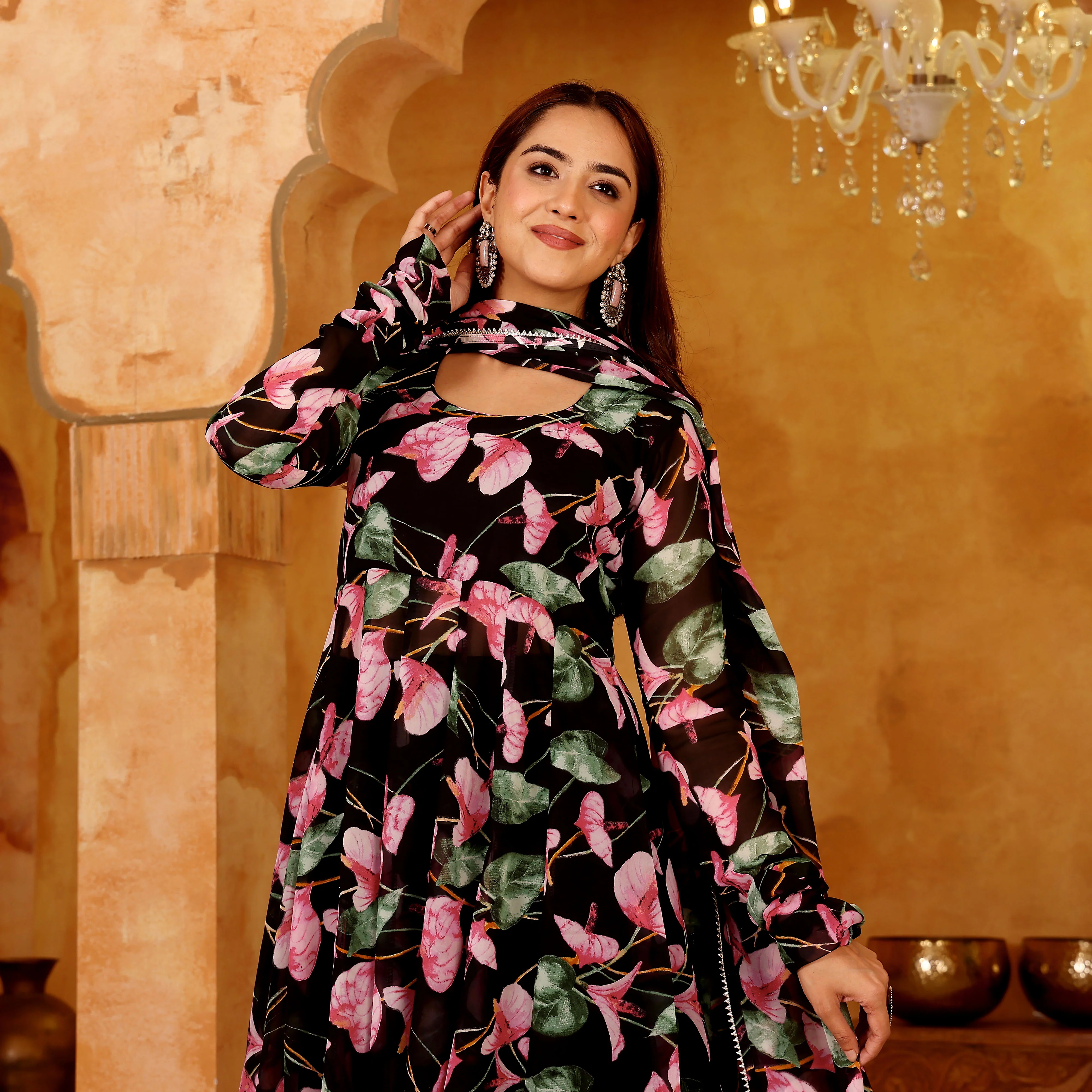 Apaara Georgette Set - Image 3