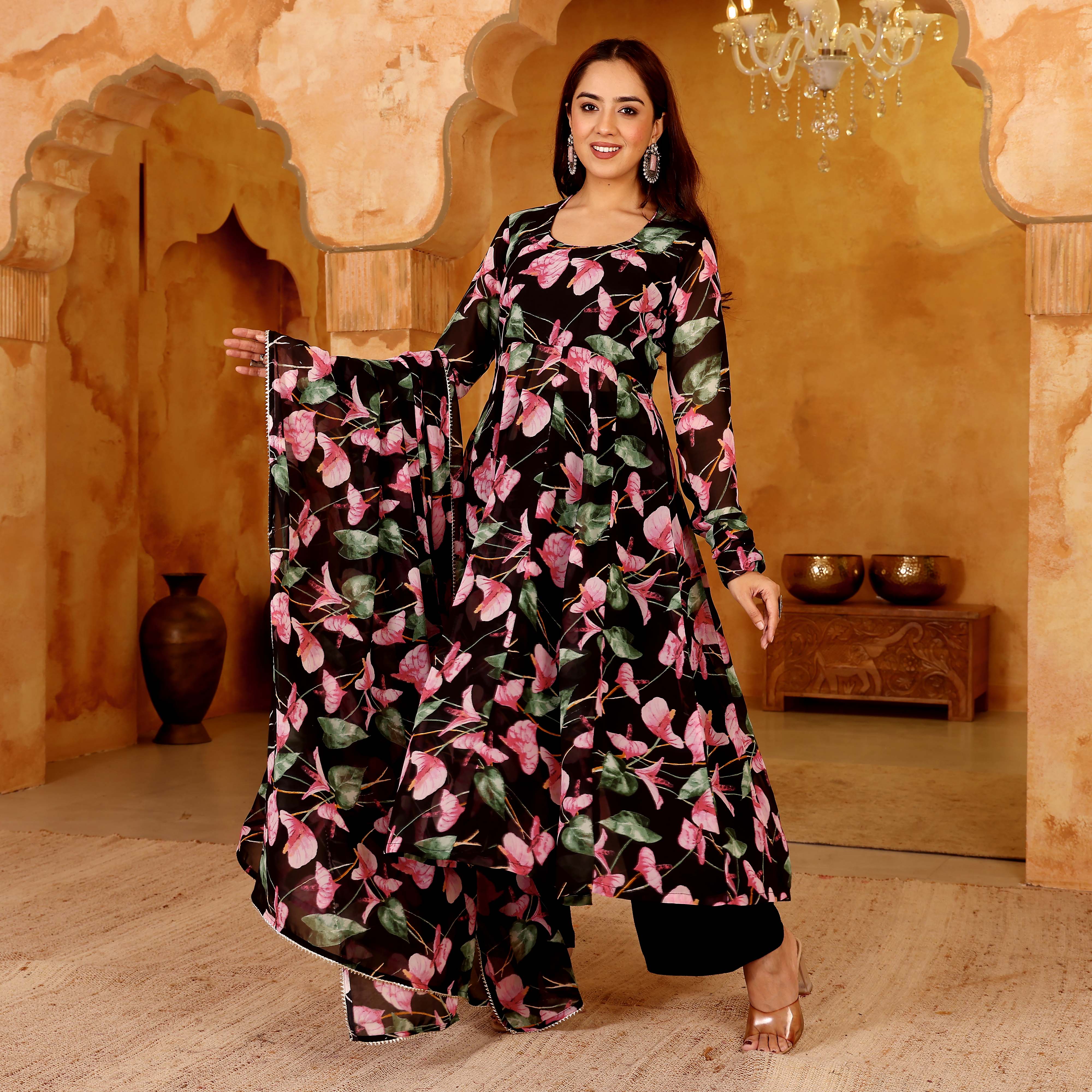 Apaara Georgette Set - Image 4