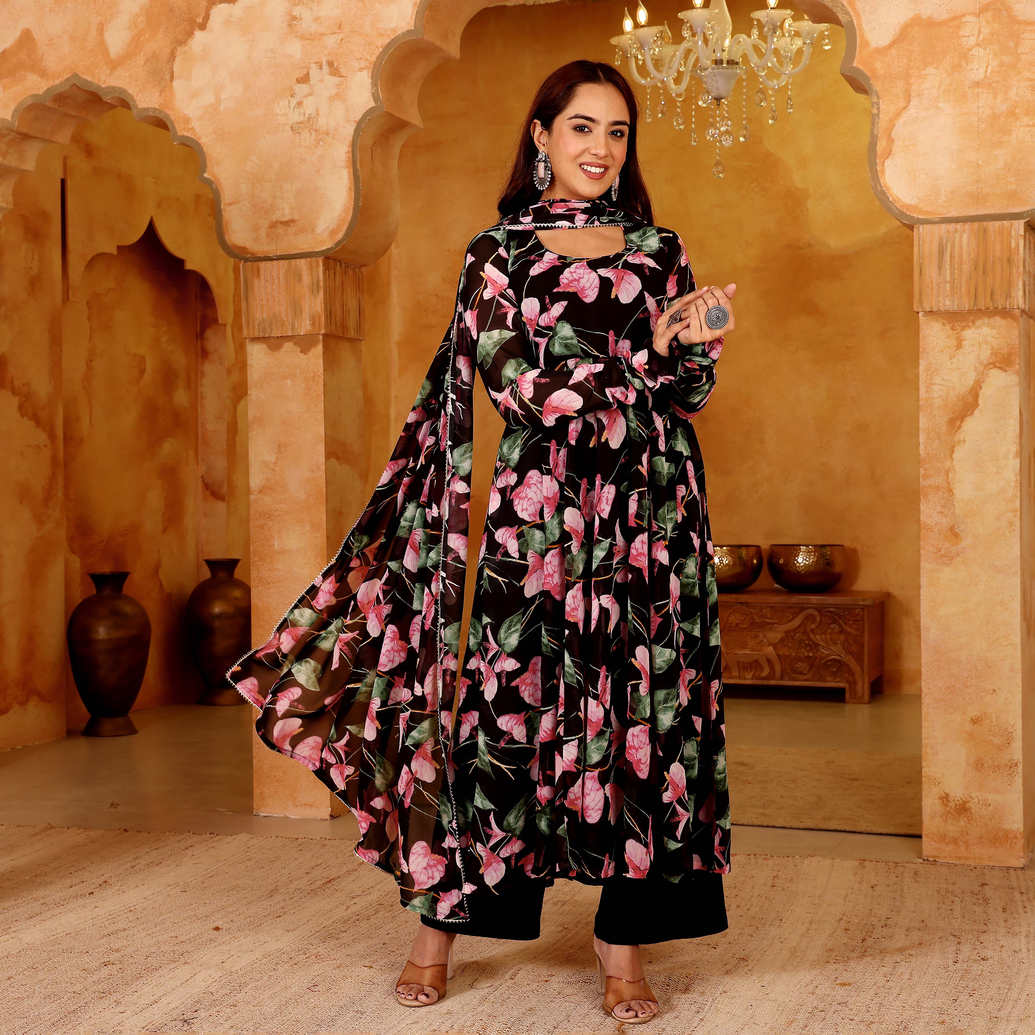 Apaara Georgette Set - Image 5