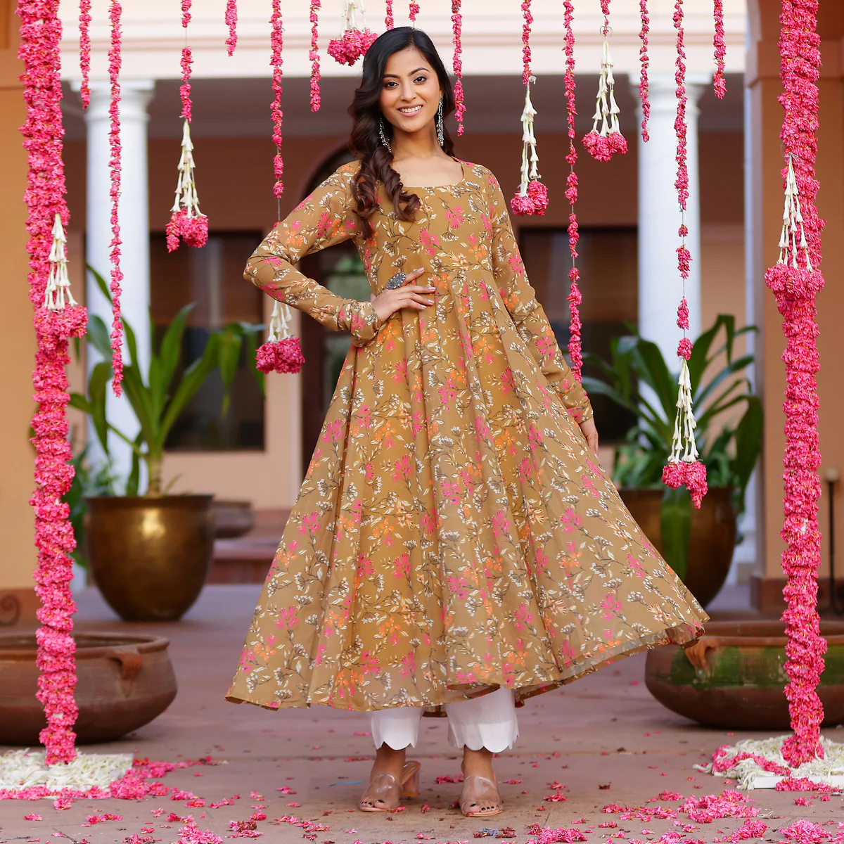 Aranya Gher Georgette Kurta - Image 3