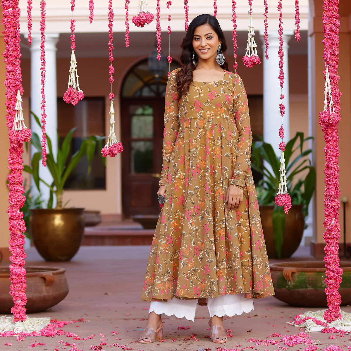 Aranya Gher Georgette Kurta - Image 4