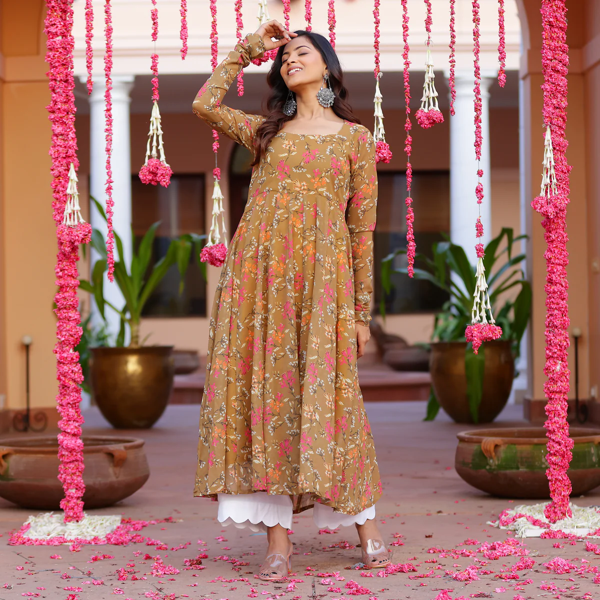 Aranya Gher Georgette Kurta - Image 5