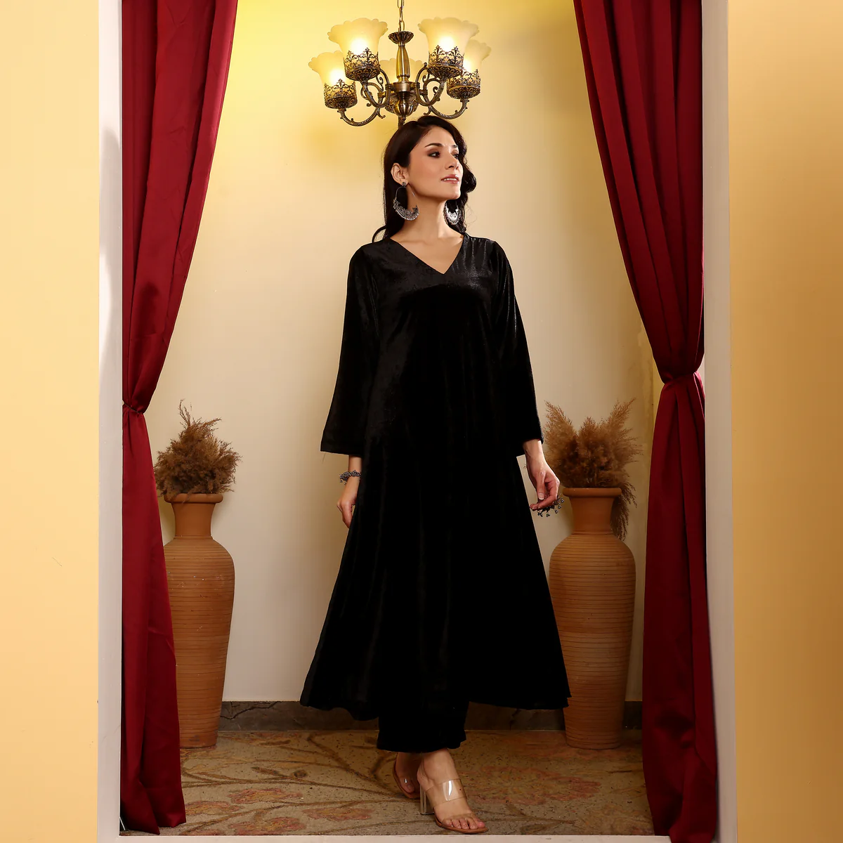 Areen Velvet Set - Image 5
