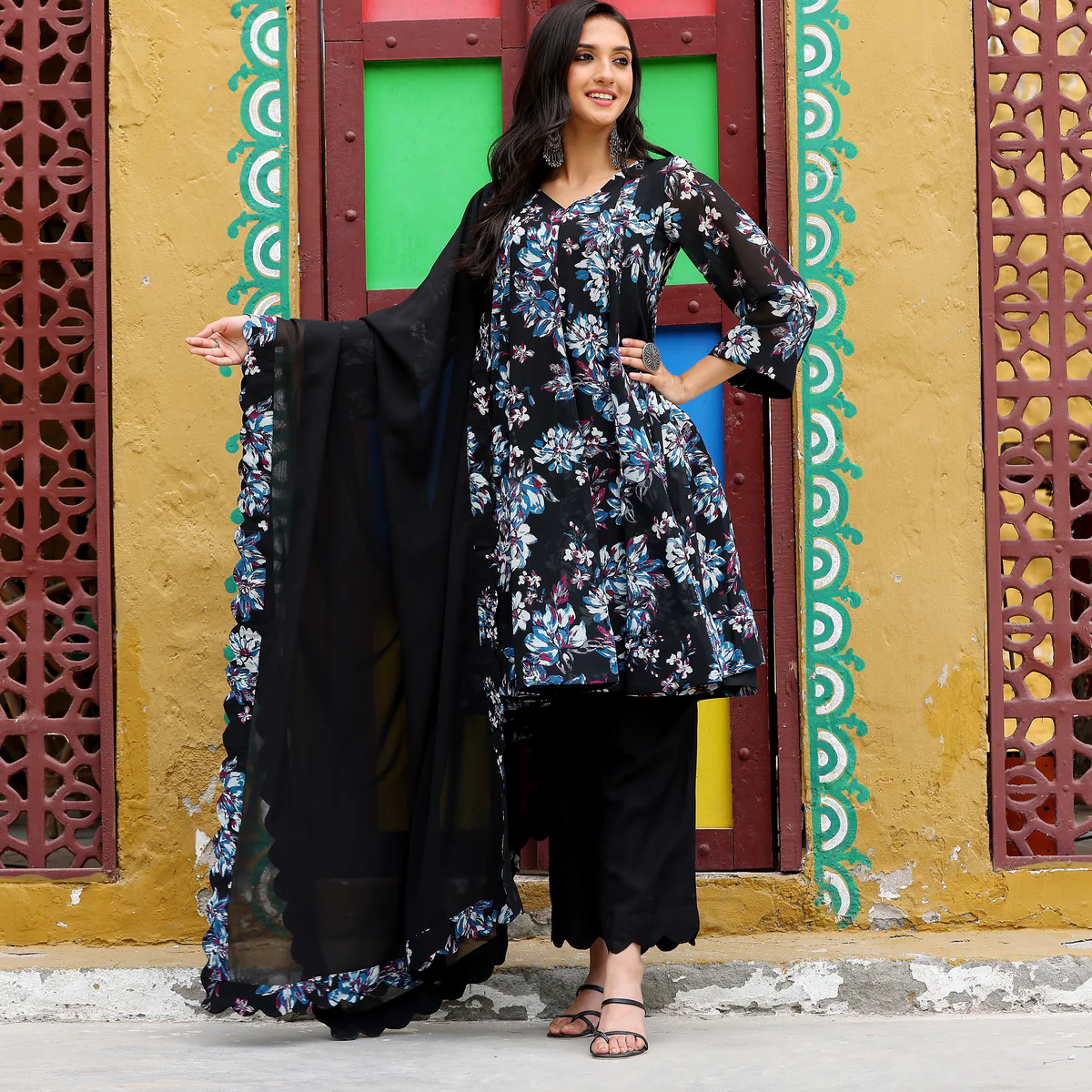 Ashruta Black Set - Image 3