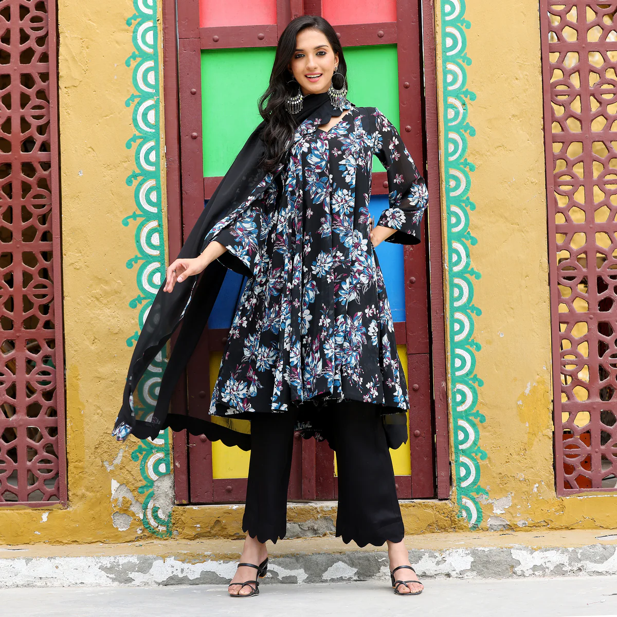 Ashruta Black Set - Image 8