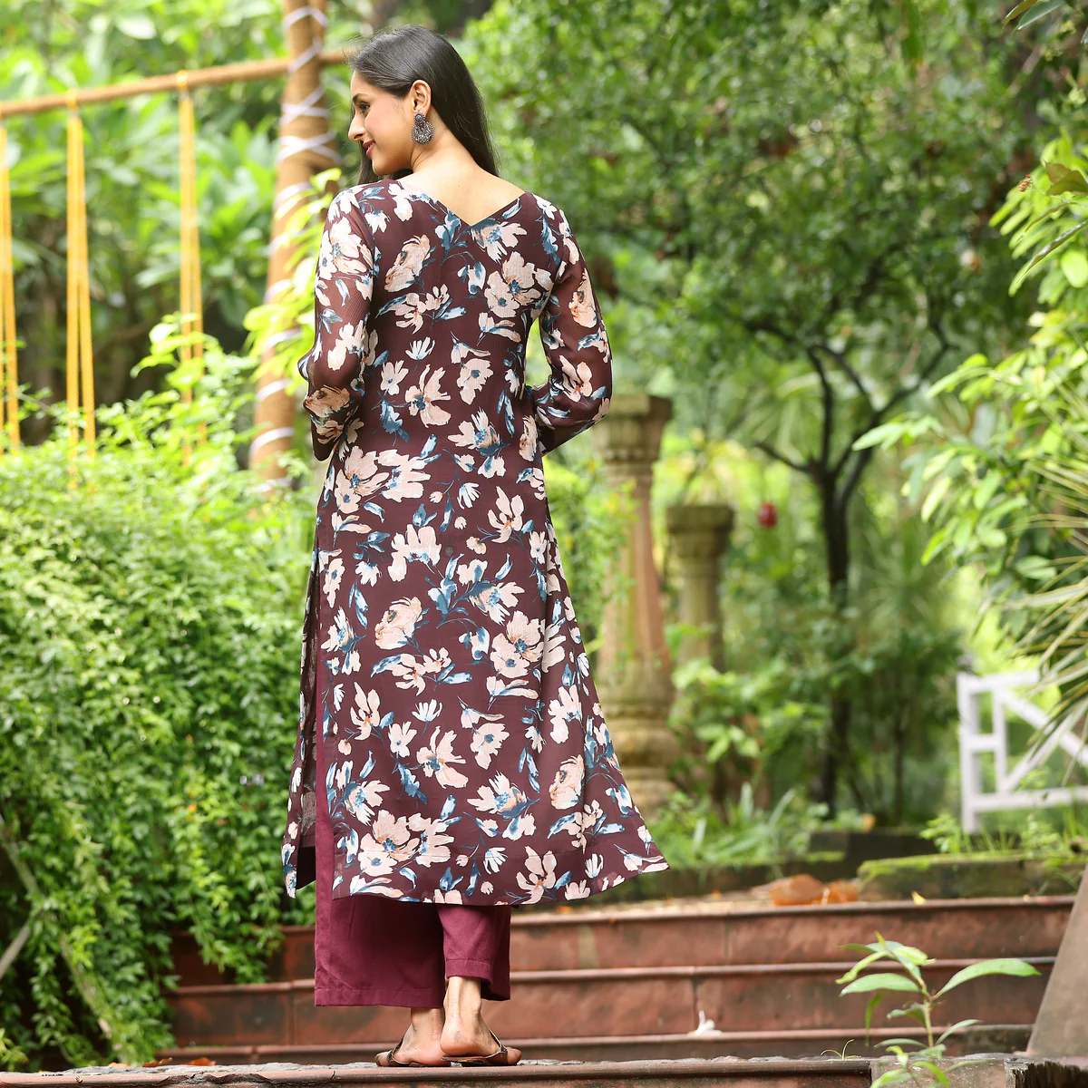 Asira Straight Georgette  Kurta - Image 8