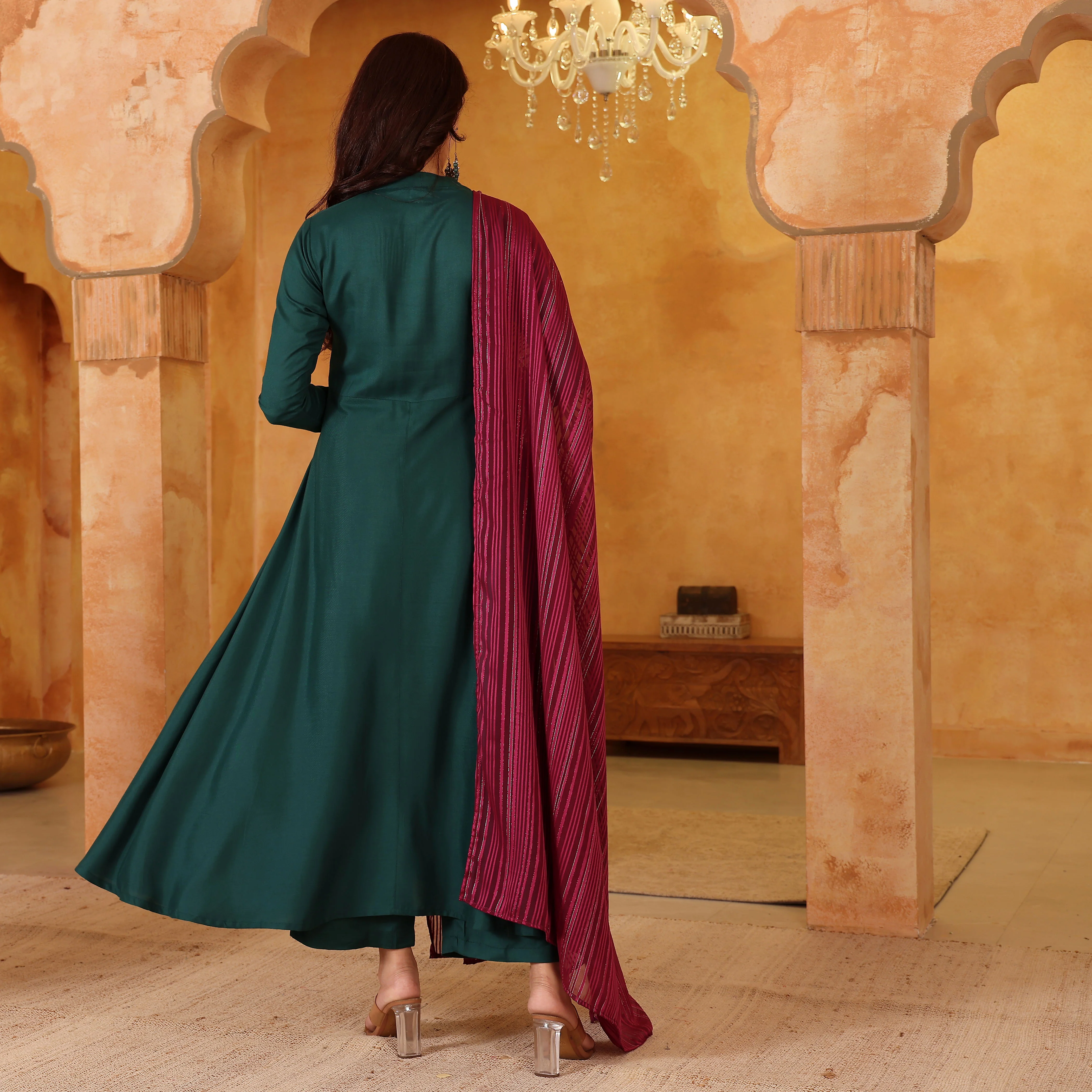 Kanika  Rayon  Suit Set - Image 7