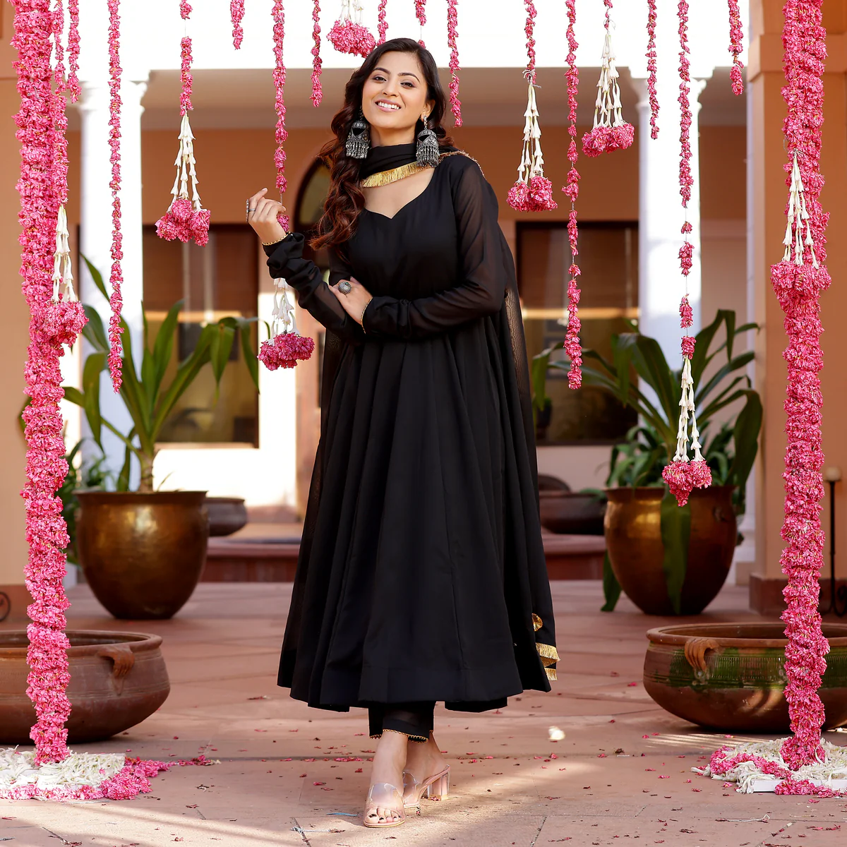 Black Kalira Georgette set - Image 6