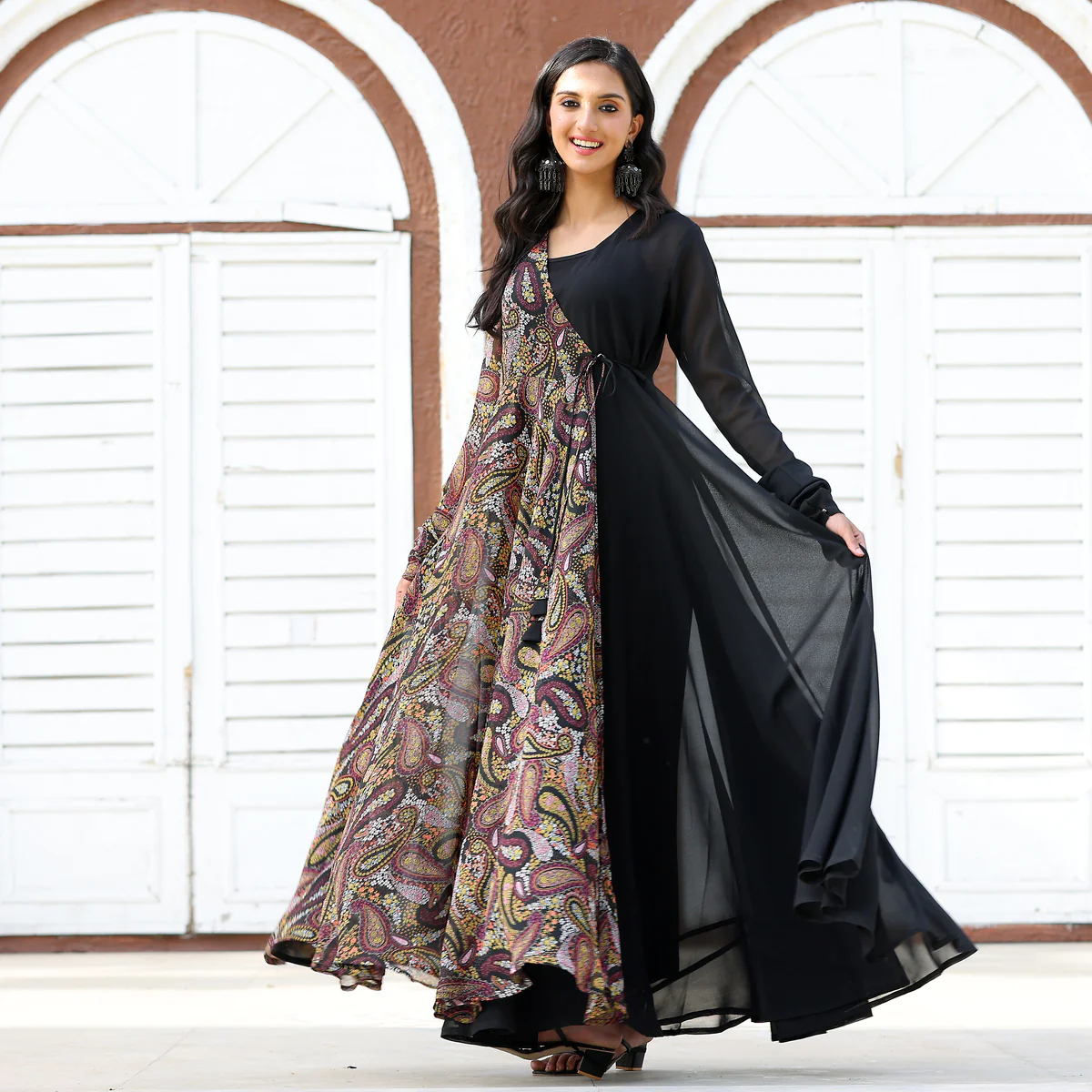 Black Shrug Angrakha Georgette Set - Image 4