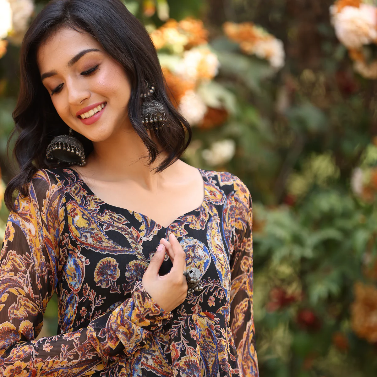 Brown Black Paisely Kameez - Image 3