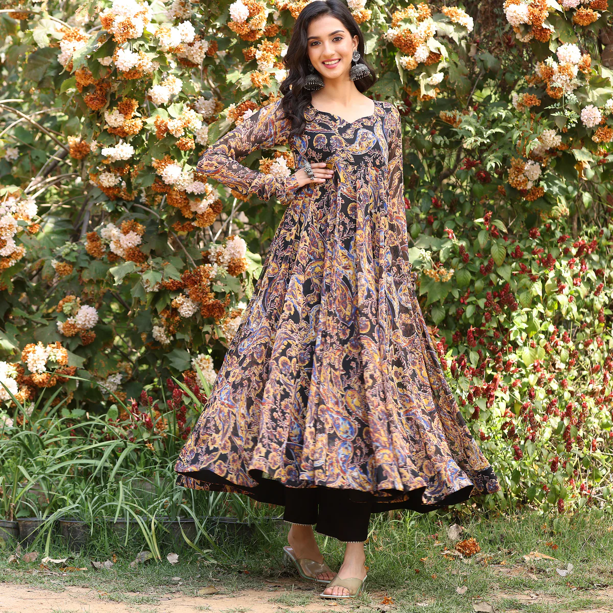 Brown Black Paisely Kameez - Image 4