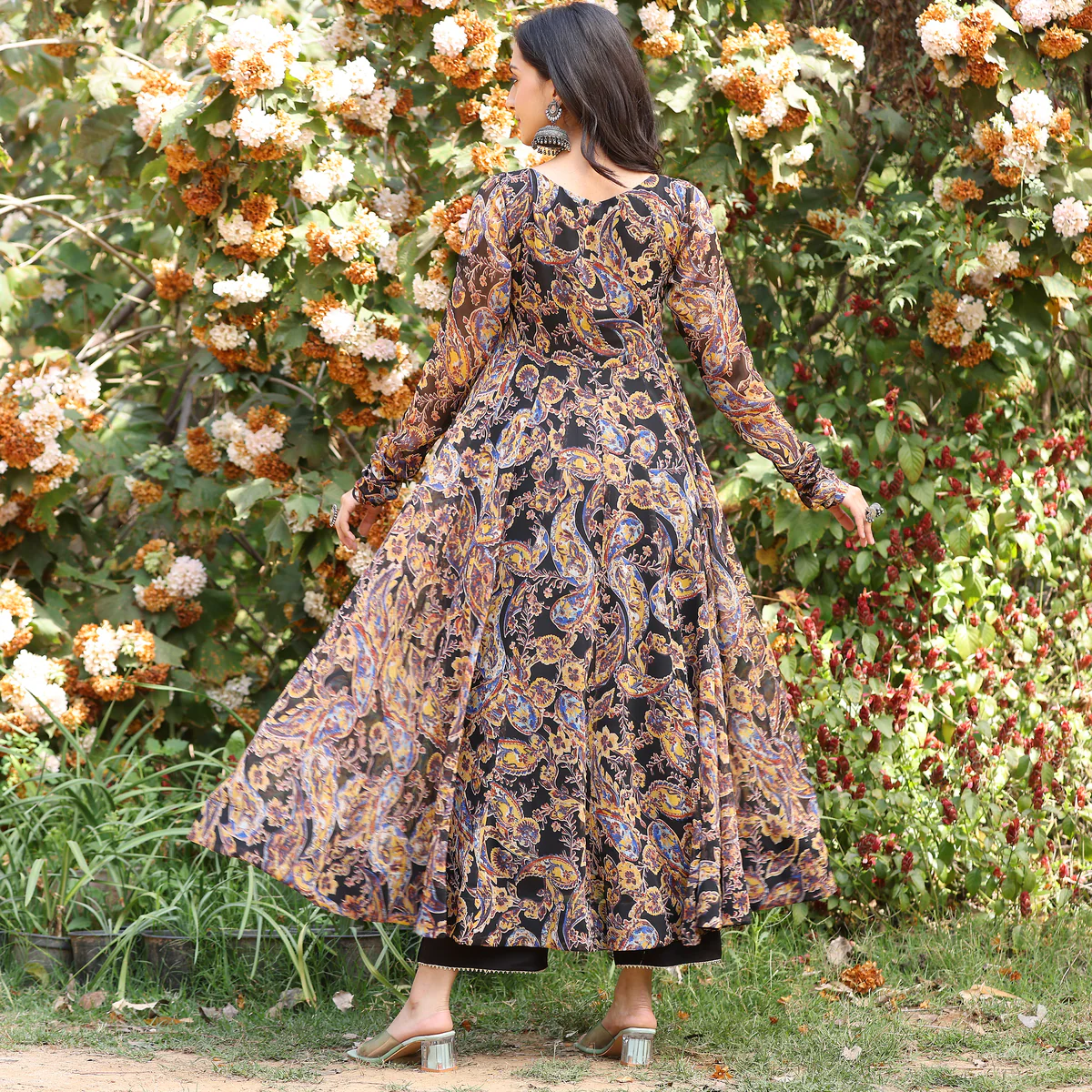 Brown Black Paisely Kameez - Image 6