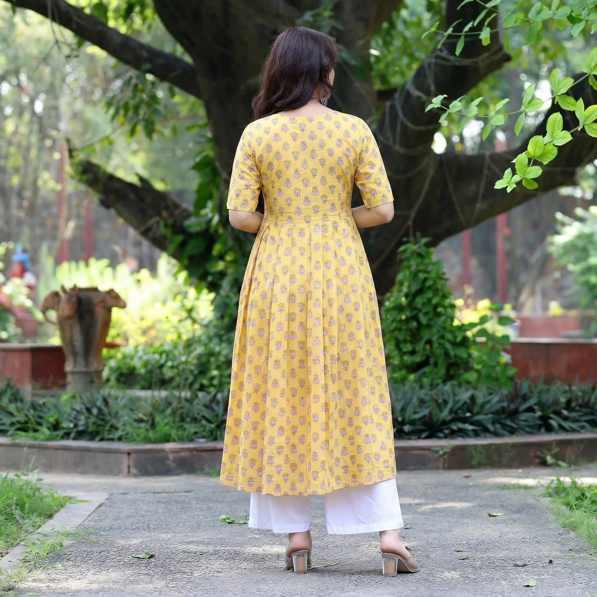 Charu Cotton Kurta - Image 3