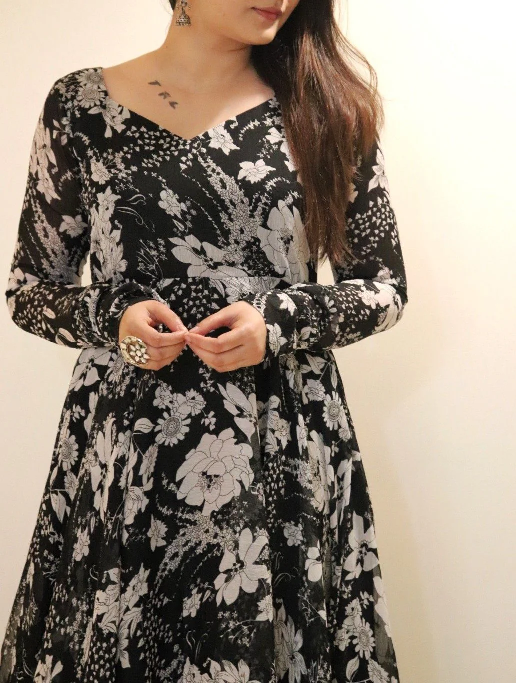 Devika gher kameez - Image 4