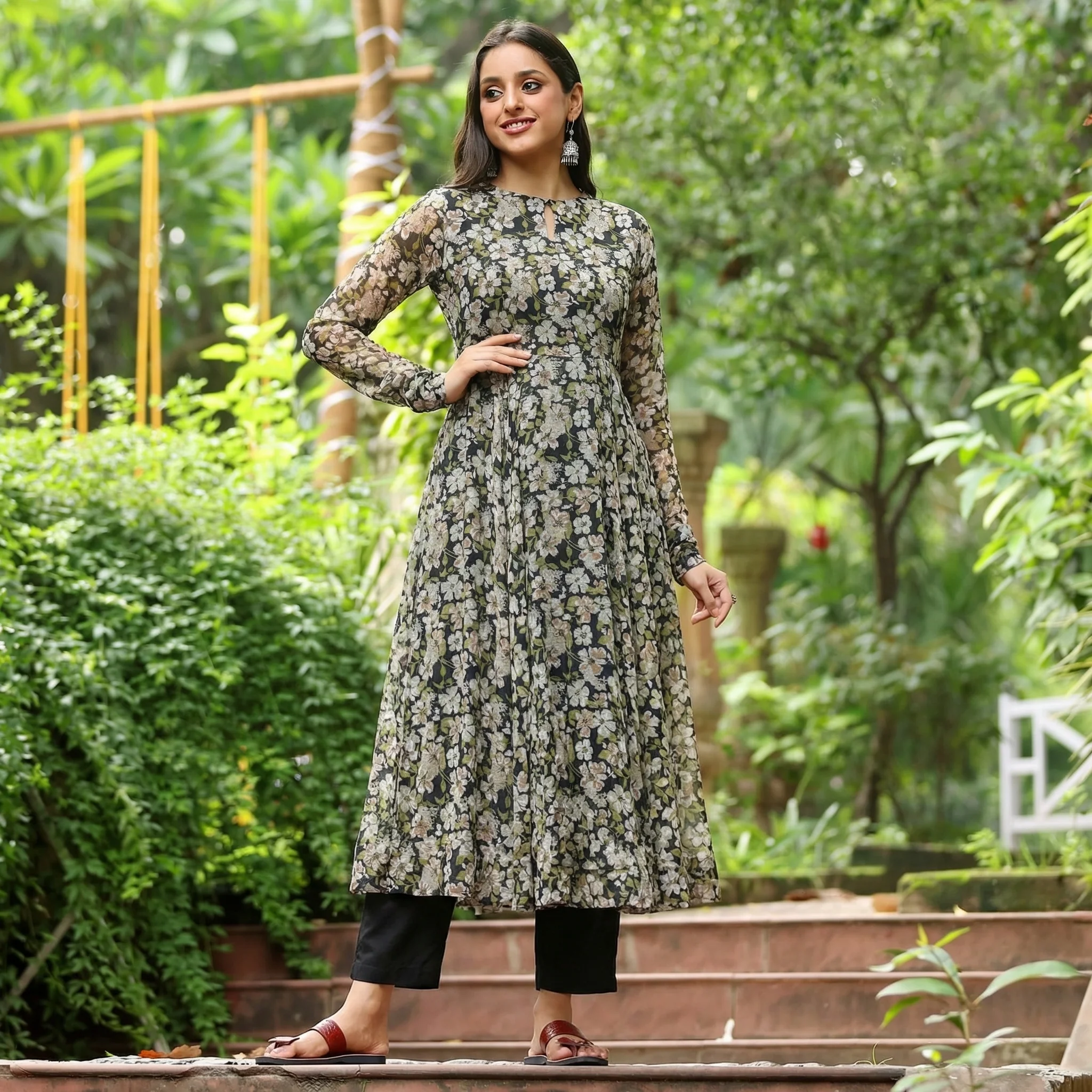 Dhuni Georgette Kurta - Image 4