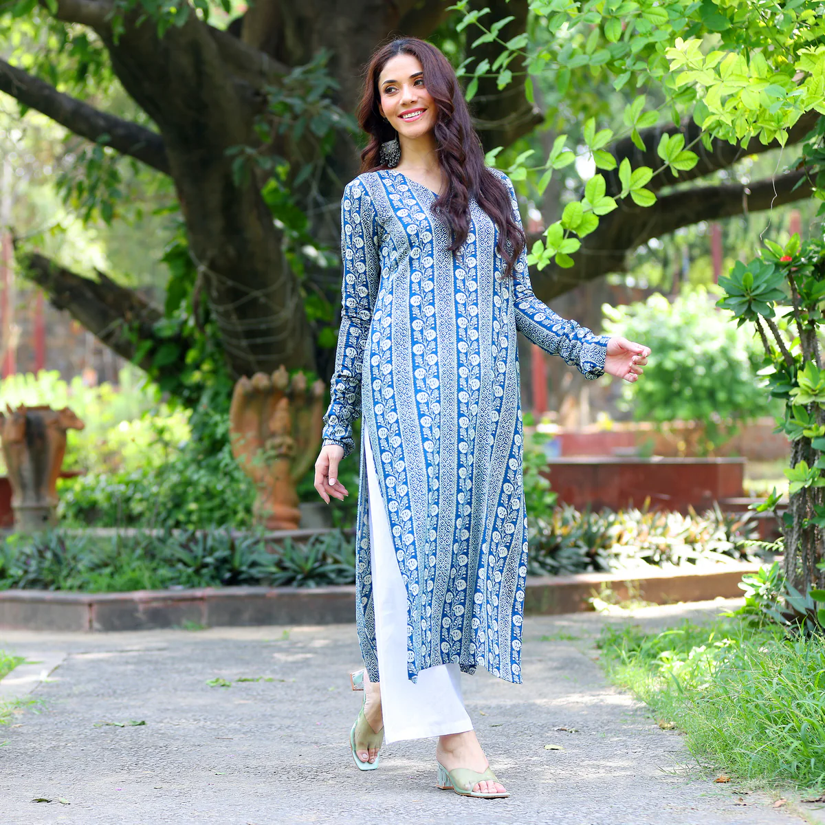 Ditya Straight Rayon Kurta - Image 3