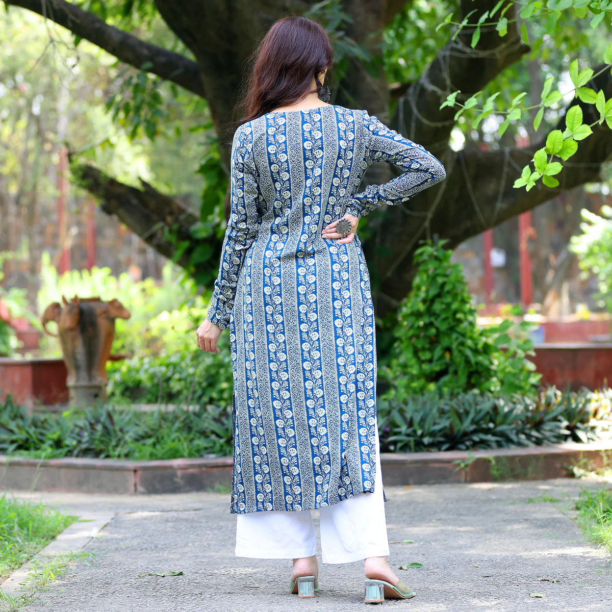 Ditya Straight Rayon Kurta - Image 9