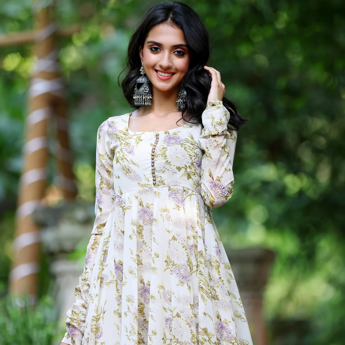 Esha Floral Georgette Kurta - Image 2