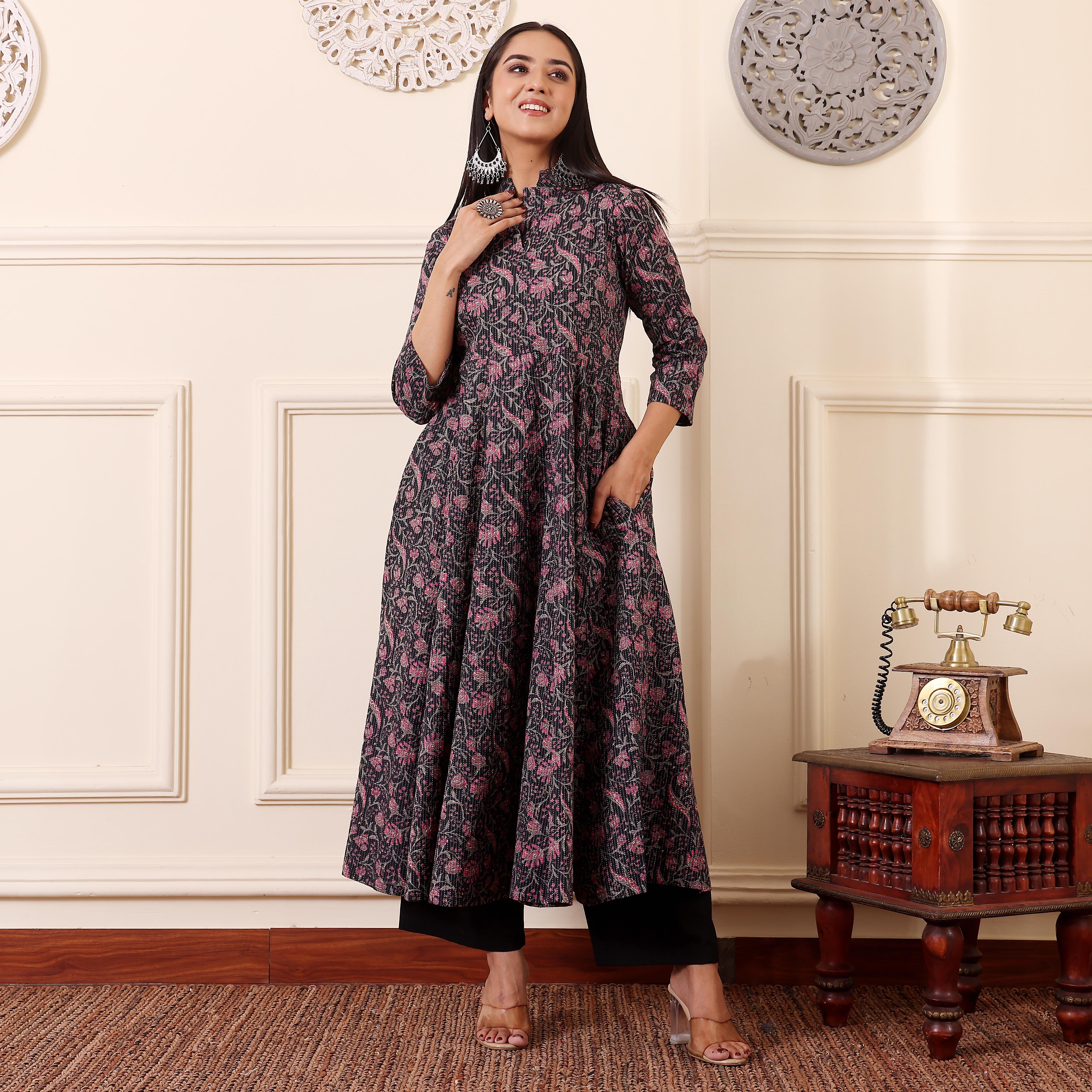 Faina Kantha Cotton Kurta - Image 8