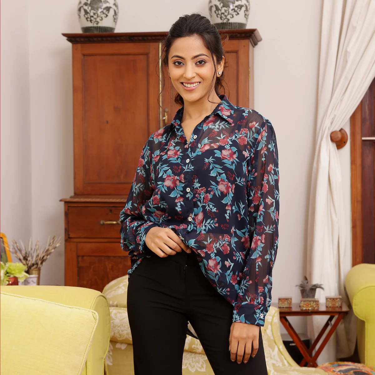 Falguni black Shirt - Image 3