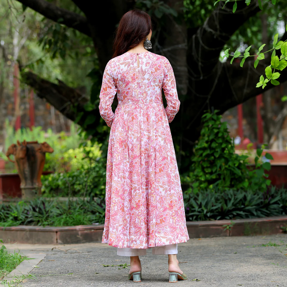 Floral Dalaja Georgette Kurta - Image 5