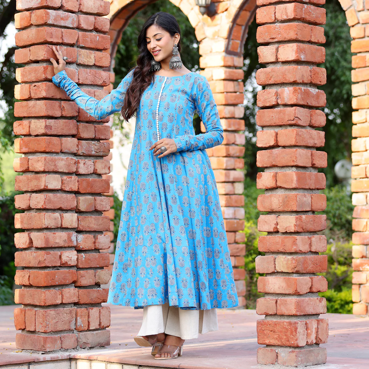 Gajgamni Gher Cotton Printed Kurta - Image 8