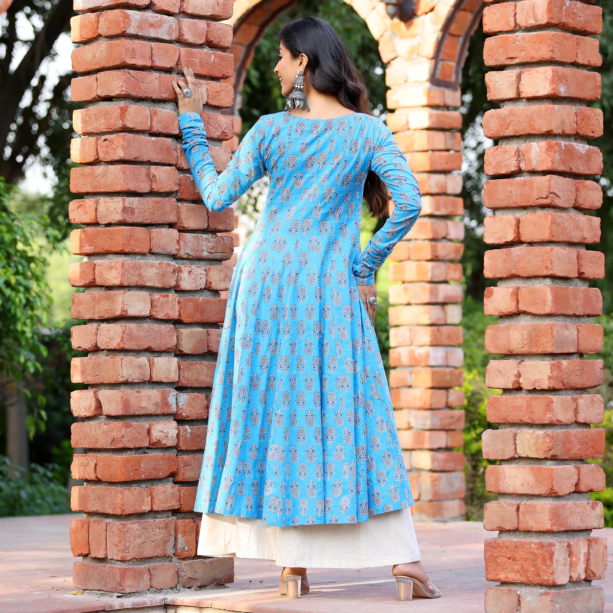 Gajgamni Gher Cotton Printed Kurta - Image 9