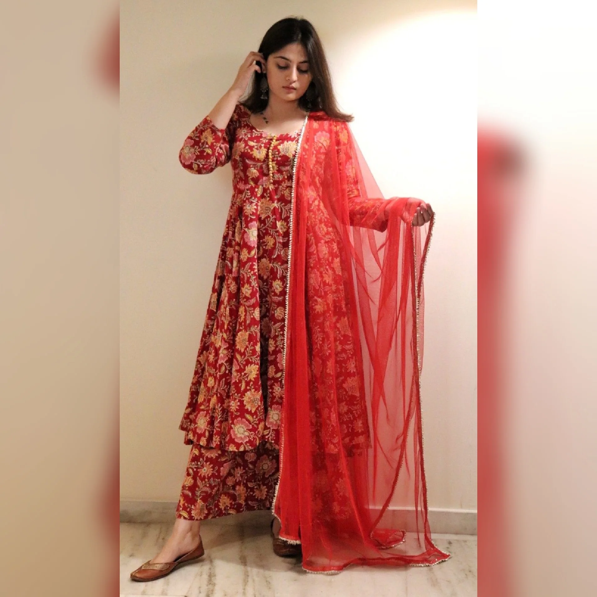 Gauri Red Gher Set - Image 3