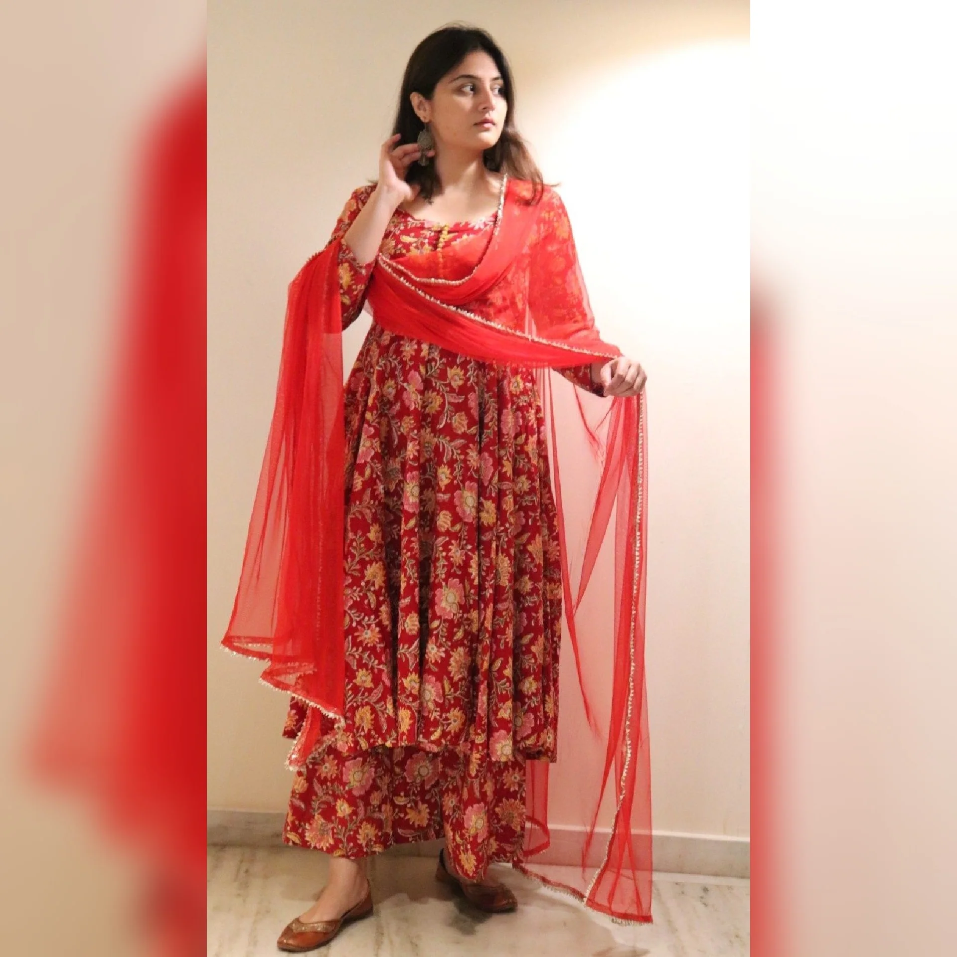 Gauri Red Gher Set - Image 4