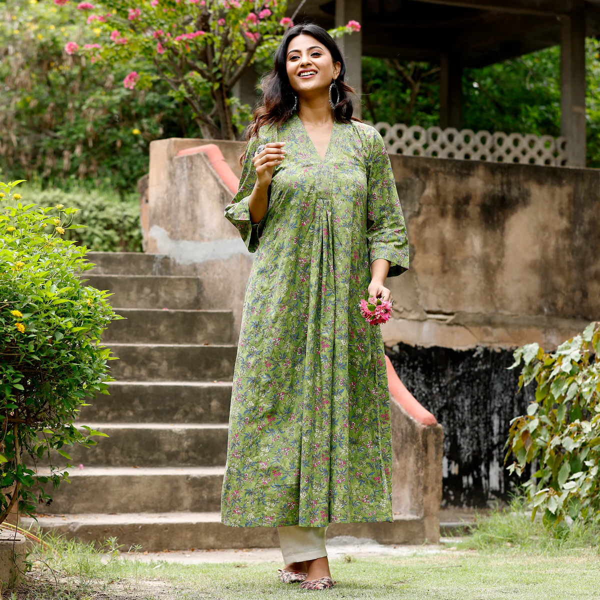 Green Floral Cotton Kurta - Image 7