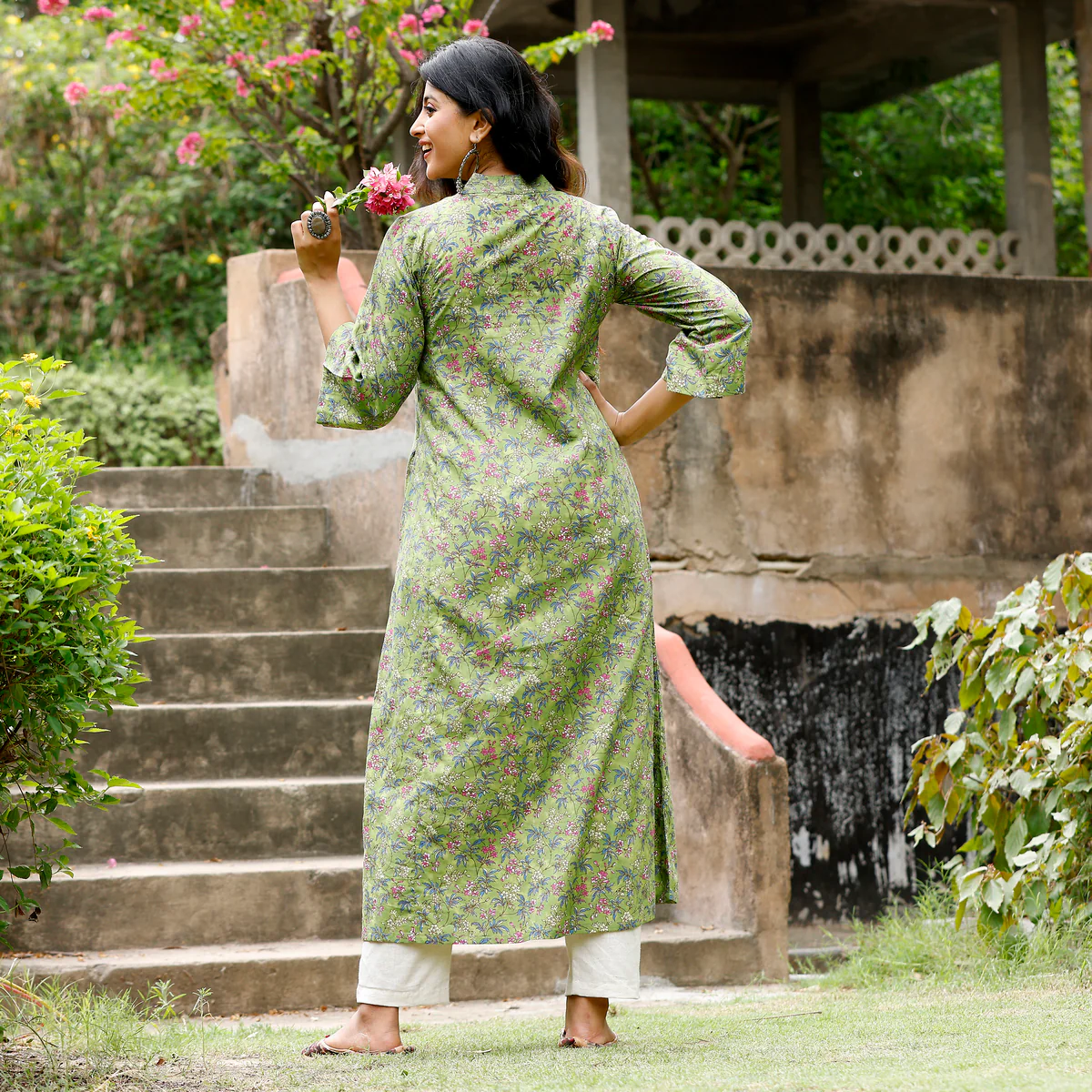 Green Floral Cotton Kurta - Image 8
