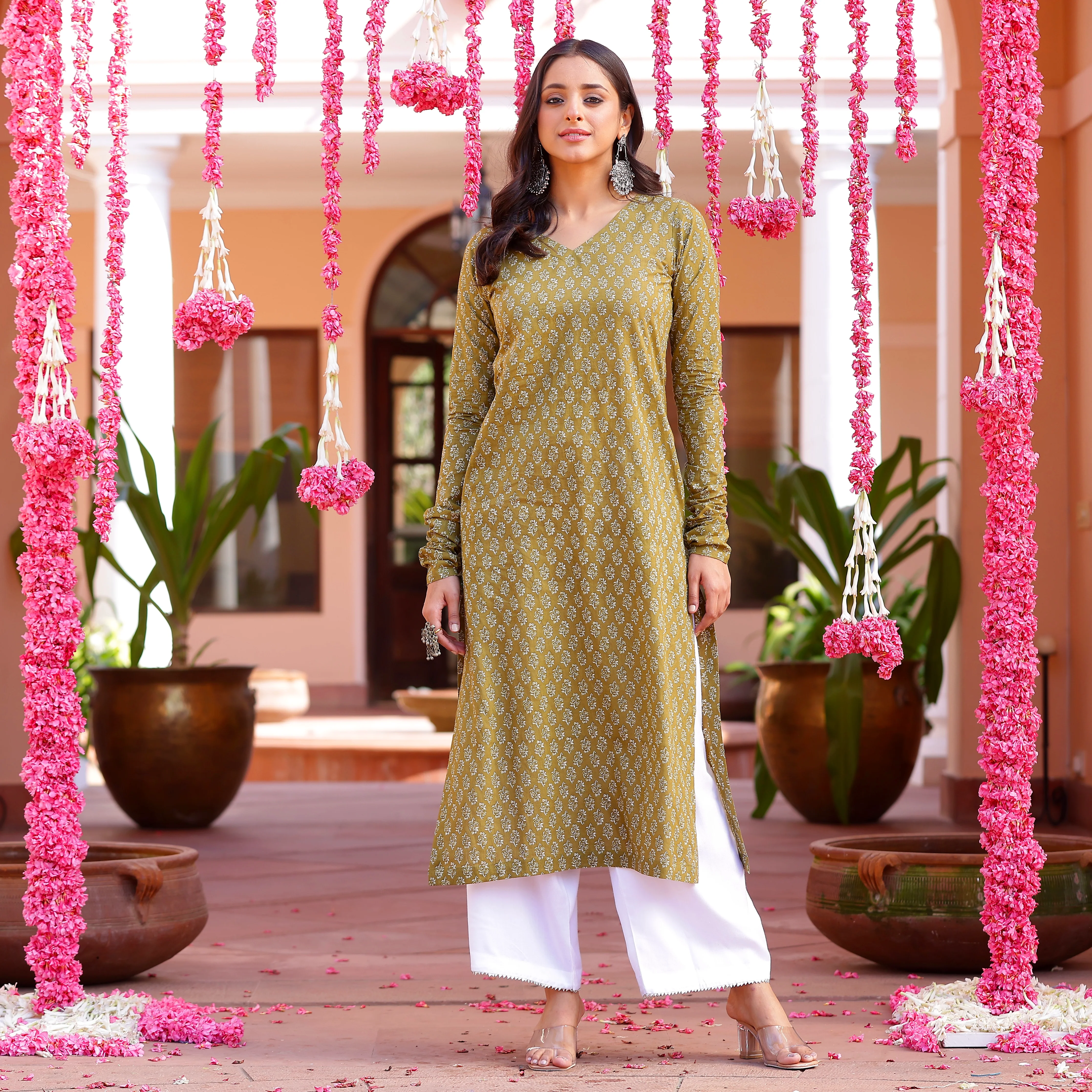 Iffat Mehndi Kameez - Image 5