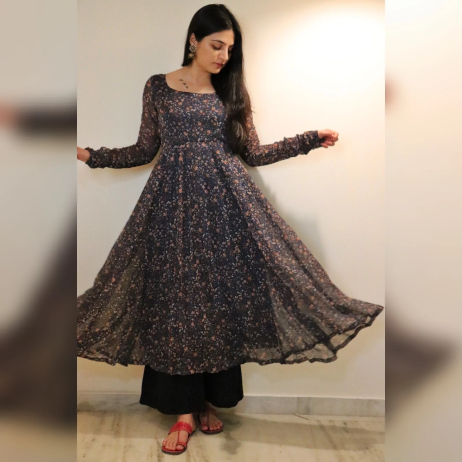 Inaya Kalidaar Kurta - Image 5