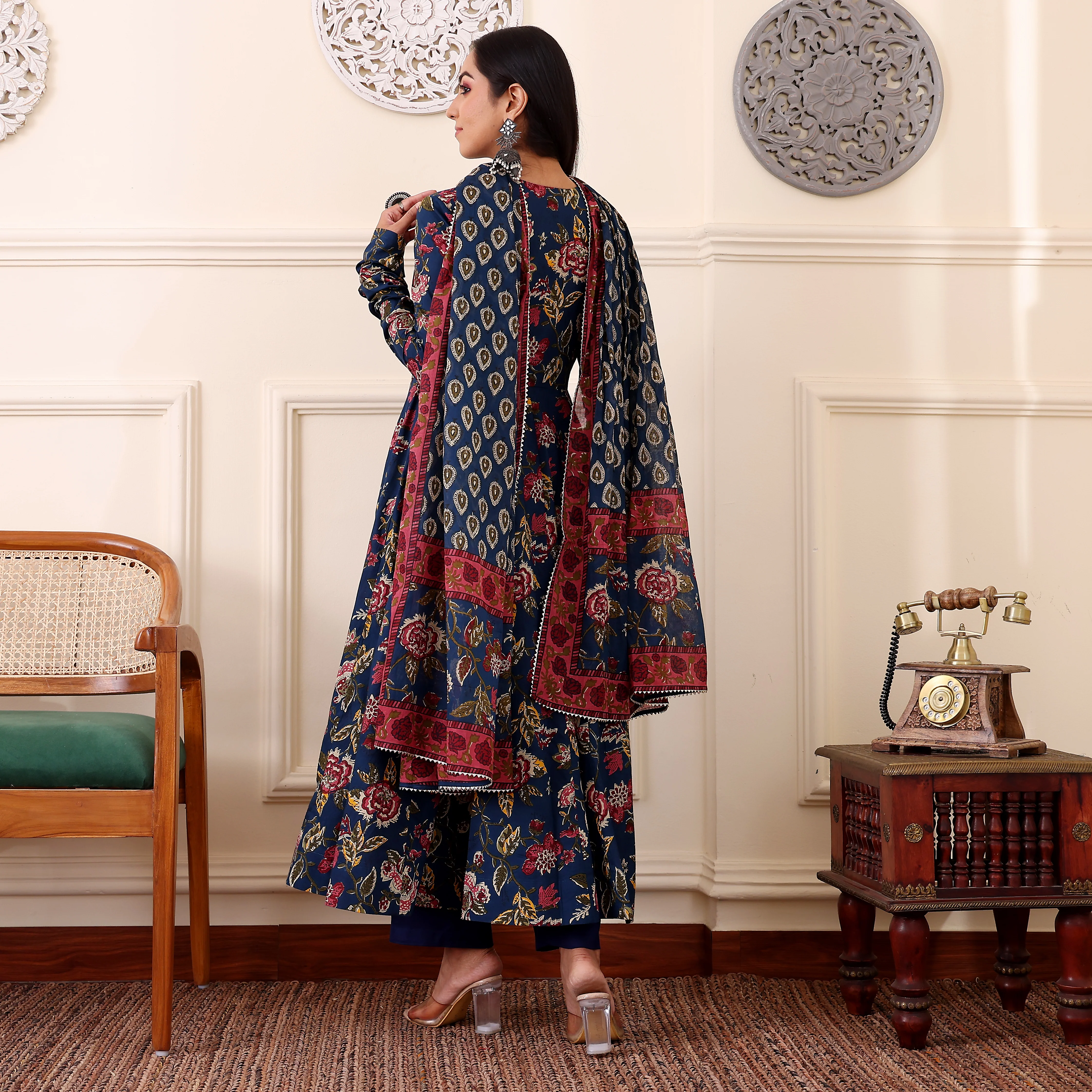Jamini Cotton Kalidaar Set - Image 11