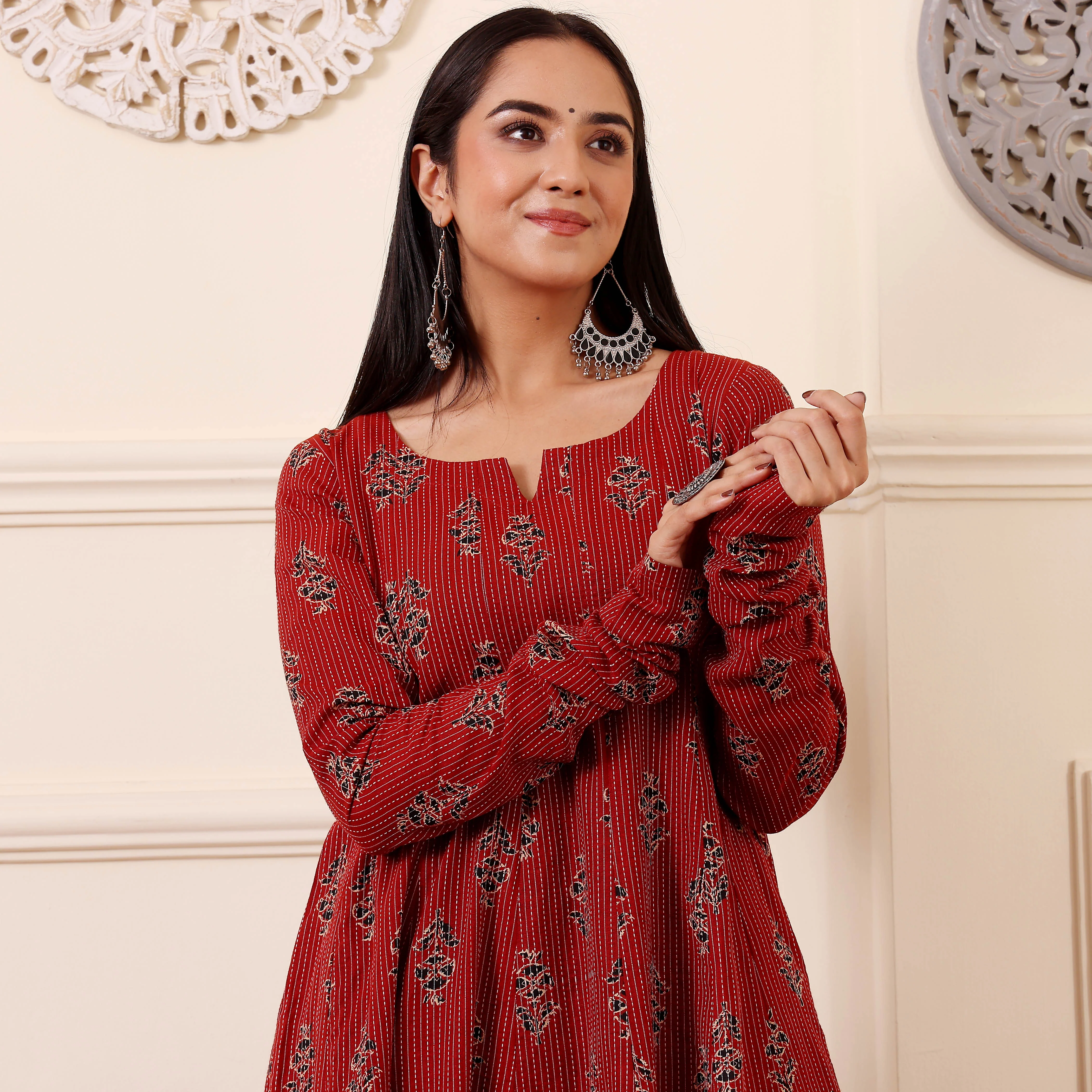 Jivina Kantha Cotton Kurta - Image 3