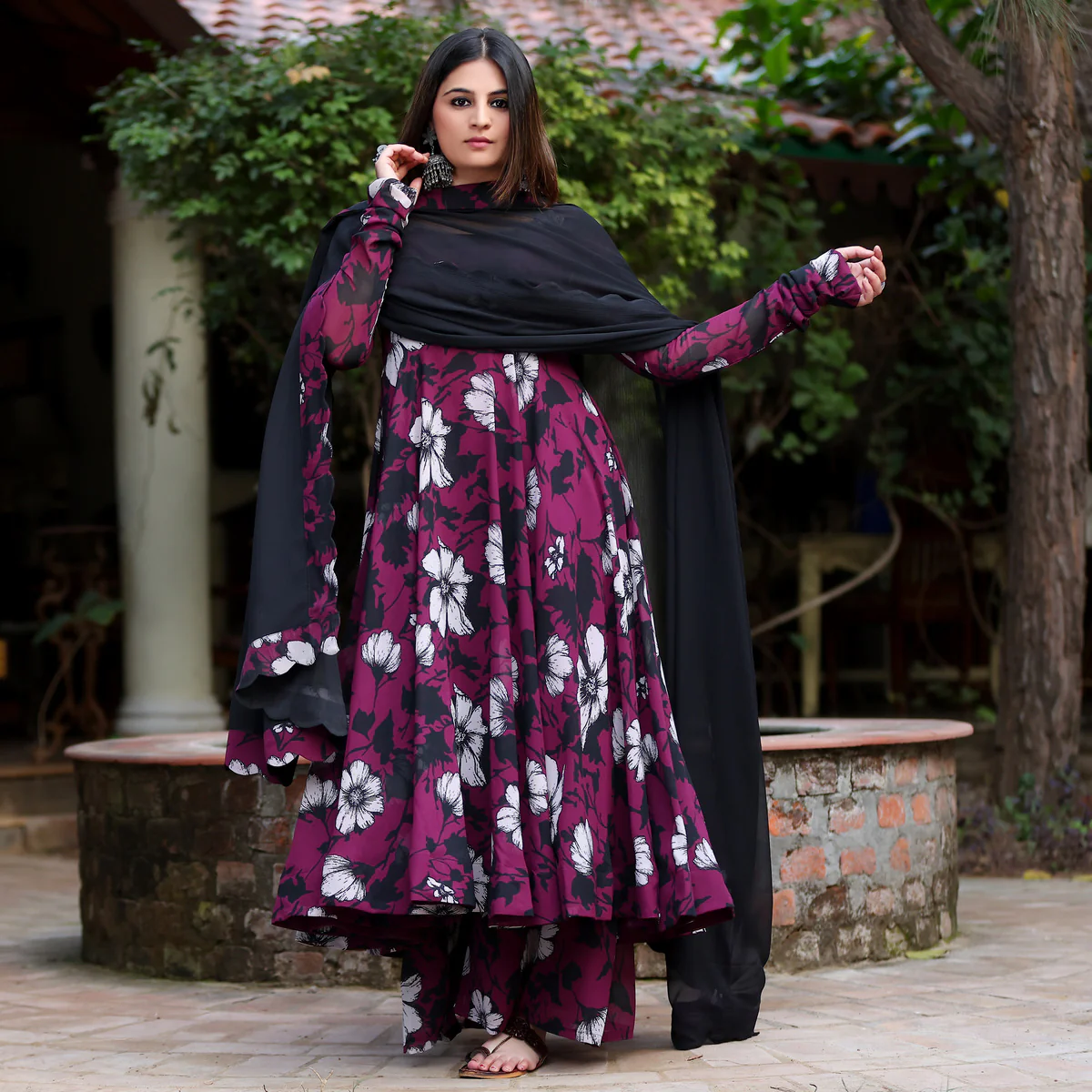 Kadambari Georgette Gher set - Image 8
