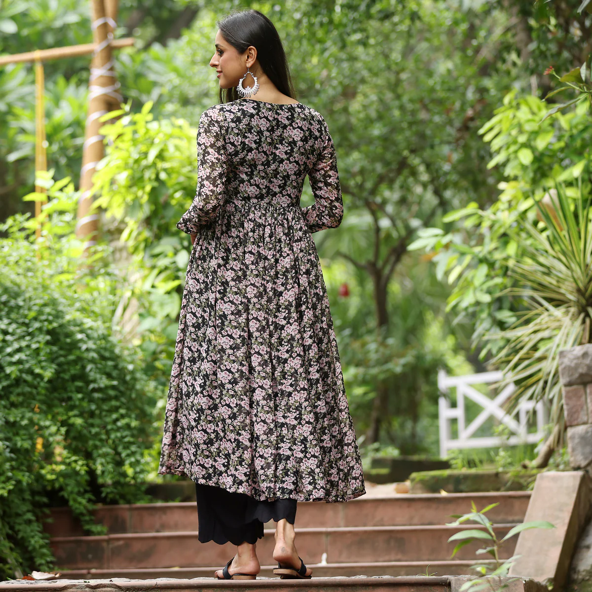 Karuni Floral Georgette Kurta - Image 11