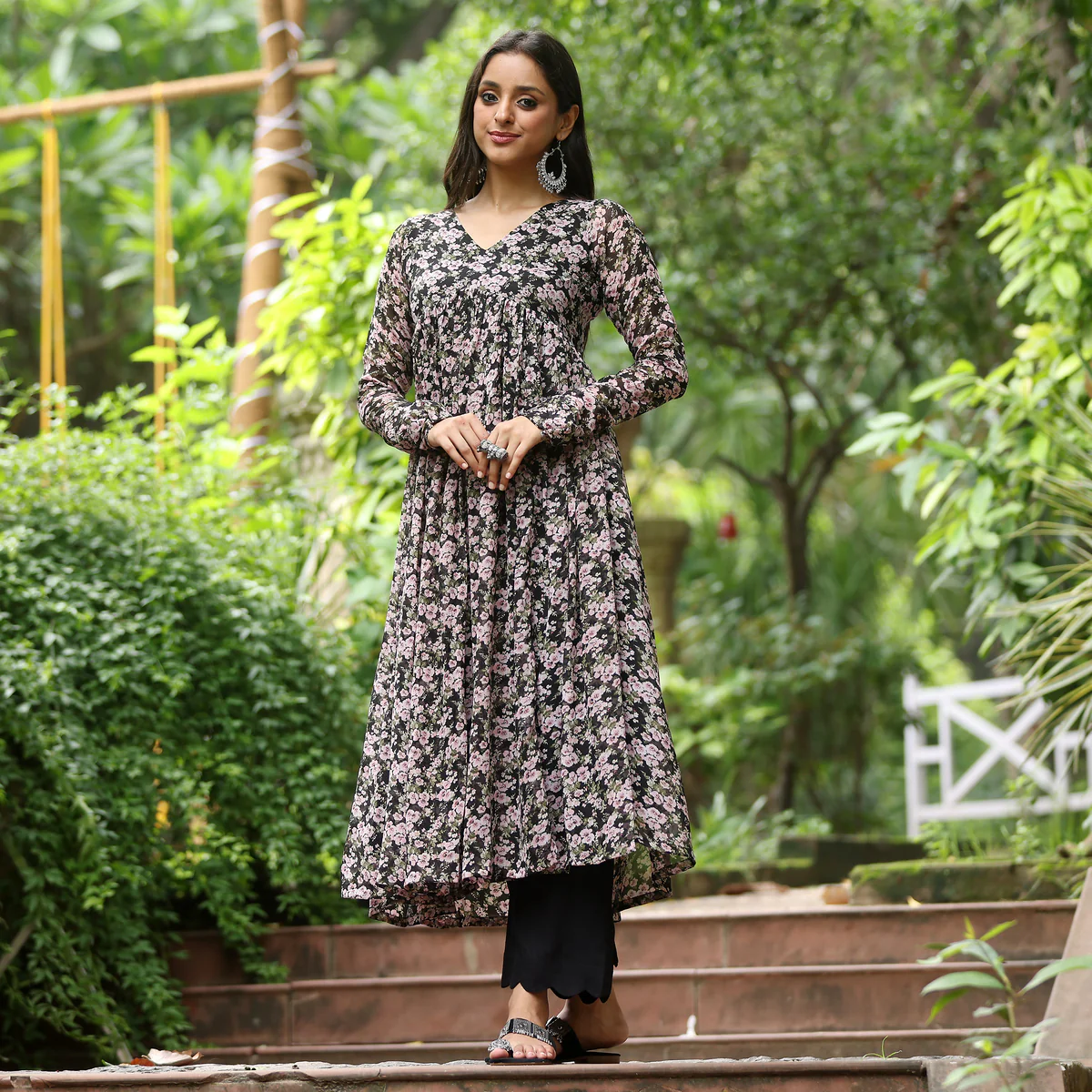 Karuni Floral Georgette Kurta - Image 7