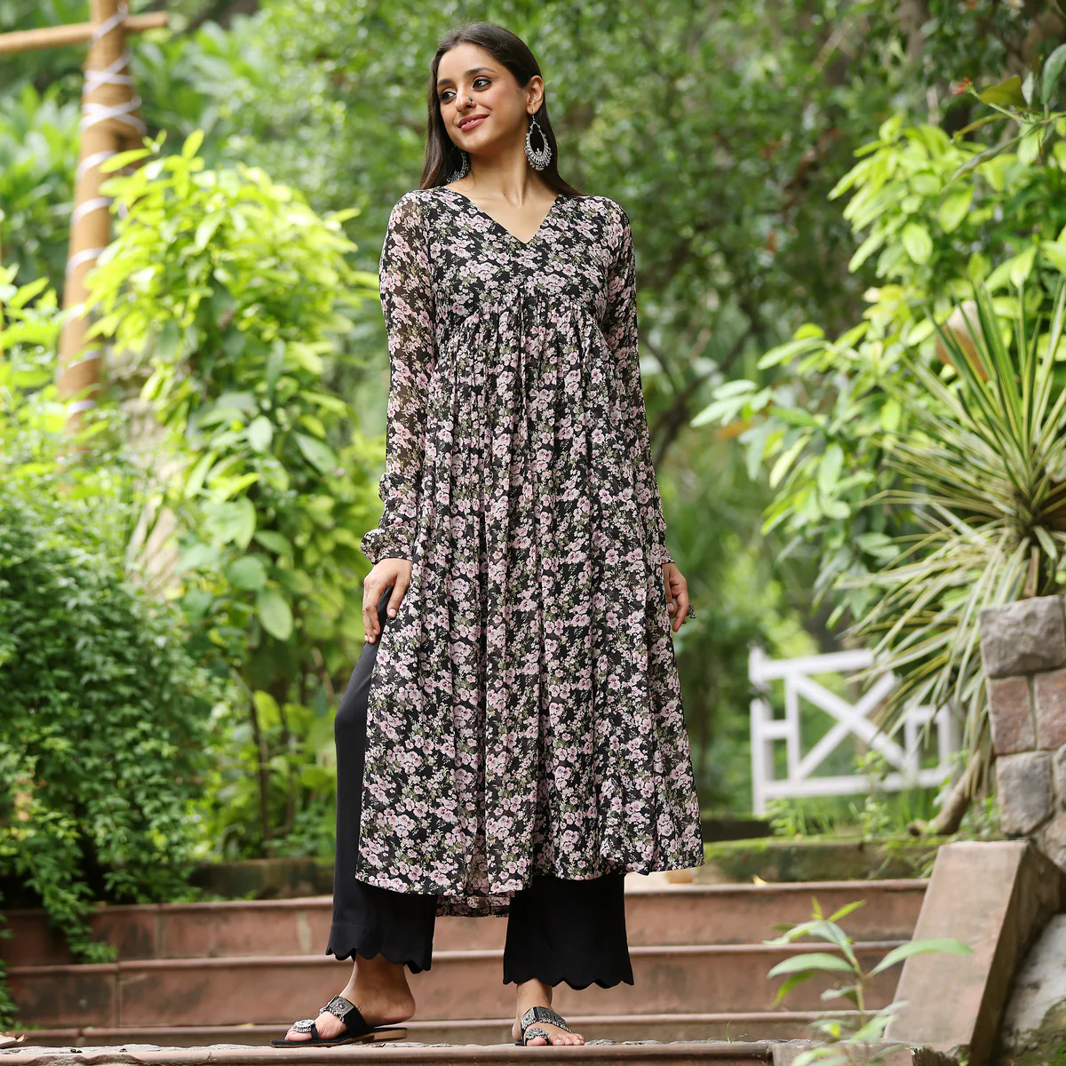 Karuni Floral Georgette Kurta - Image 9