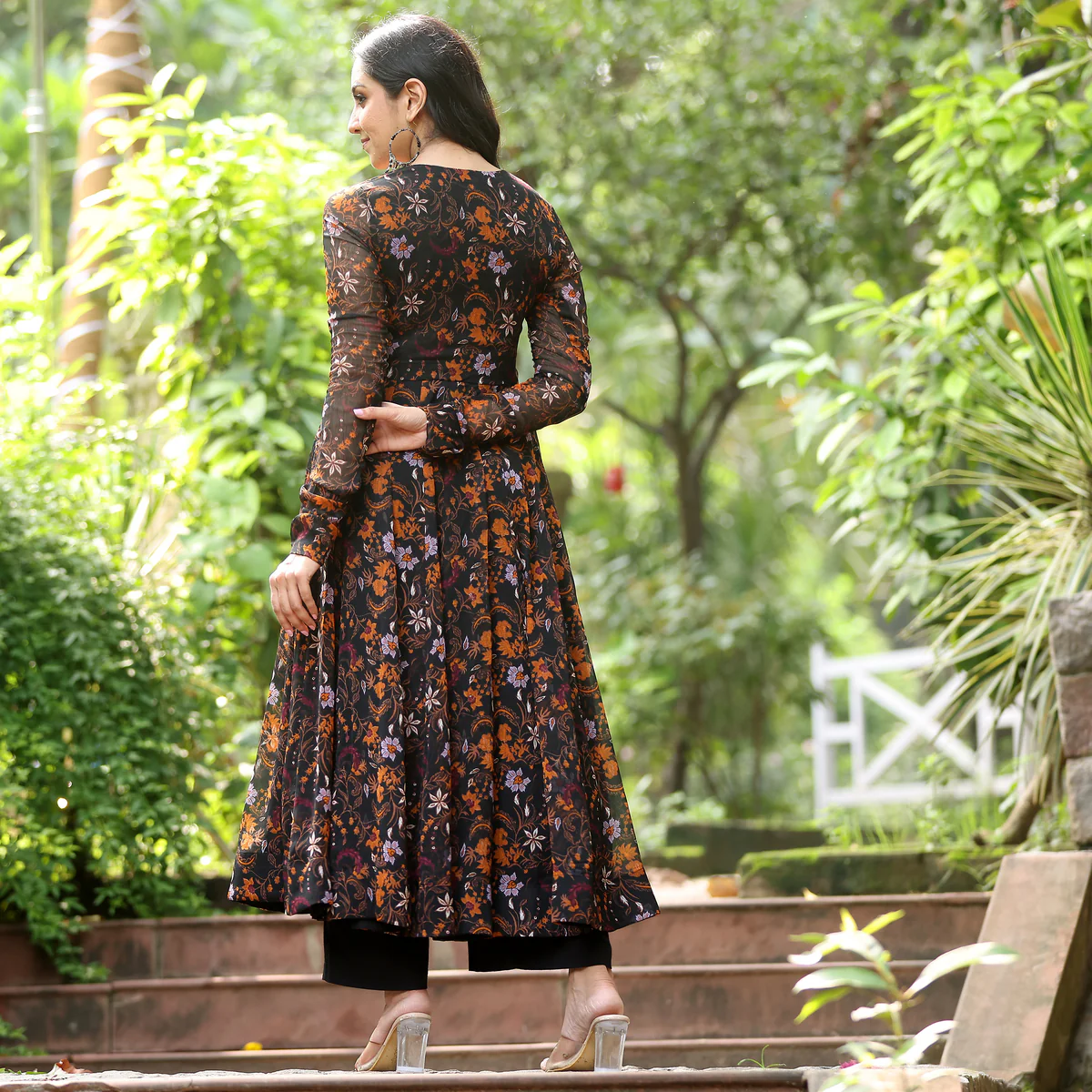 kaveri Gher Gerogette Kurta - Image 6