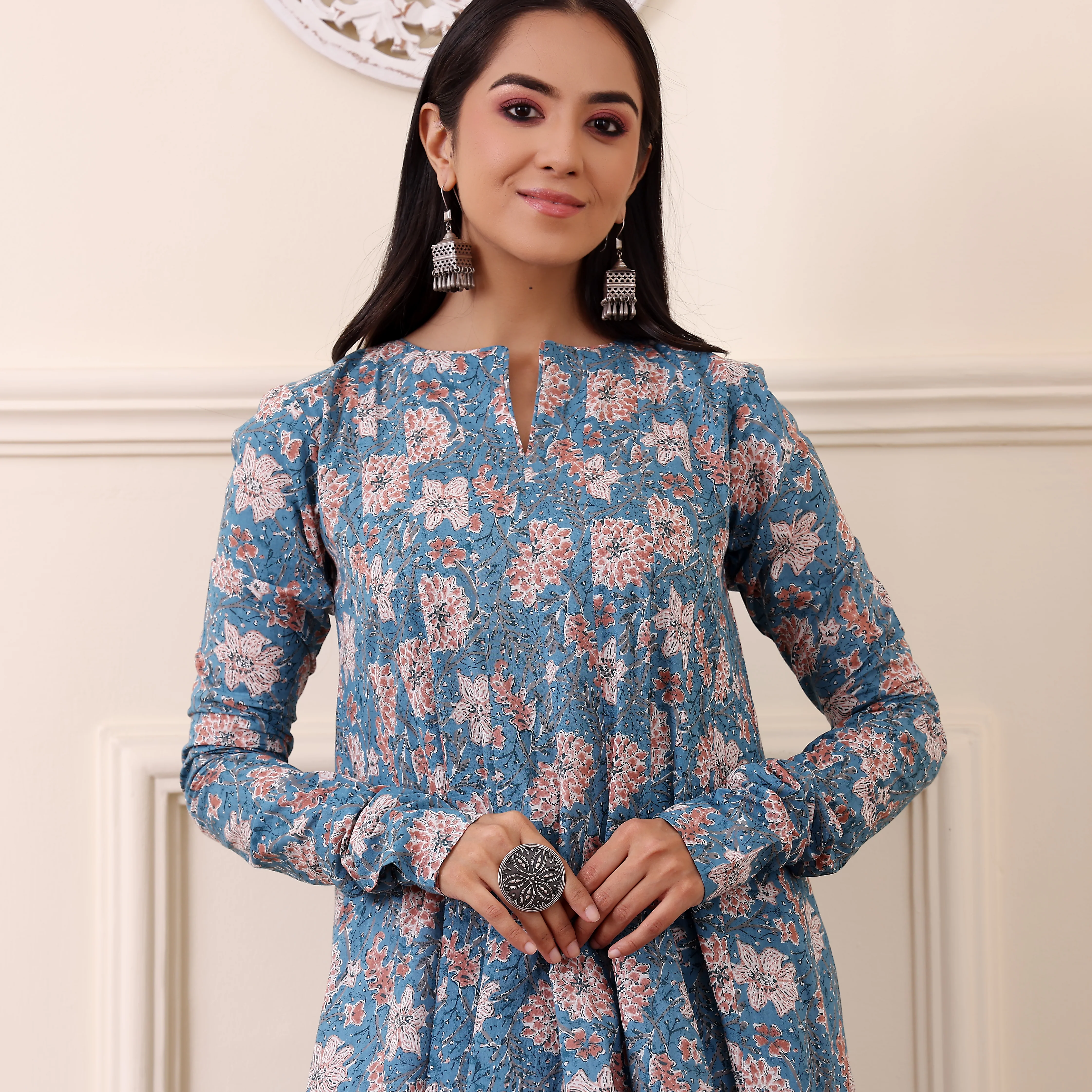 Kehkasha Cotton Kalidaar Kurta - Image 4