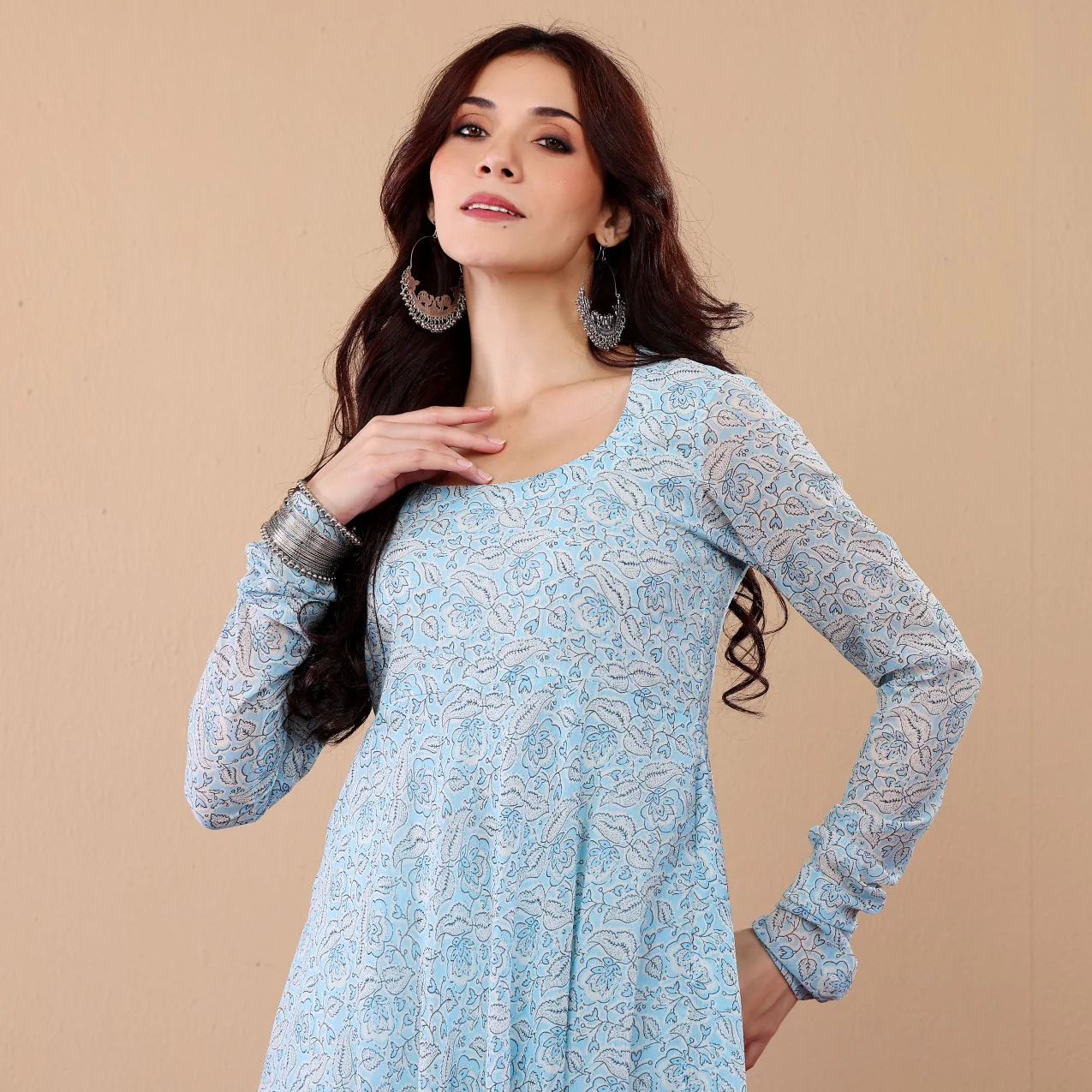 Ketki Georgette Kameez - Image 4