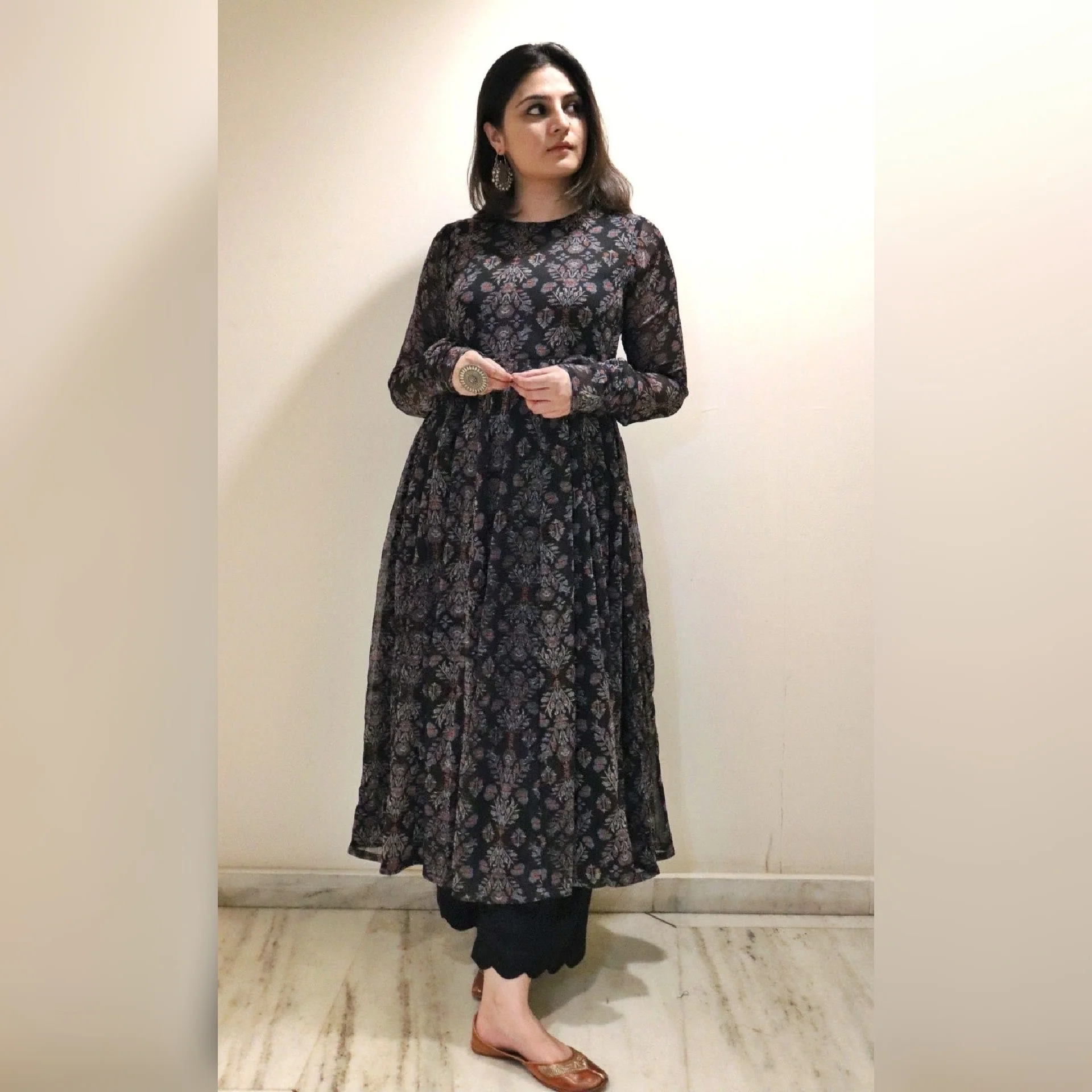Latika Kalidaar Chiffon Kurta - Image 5