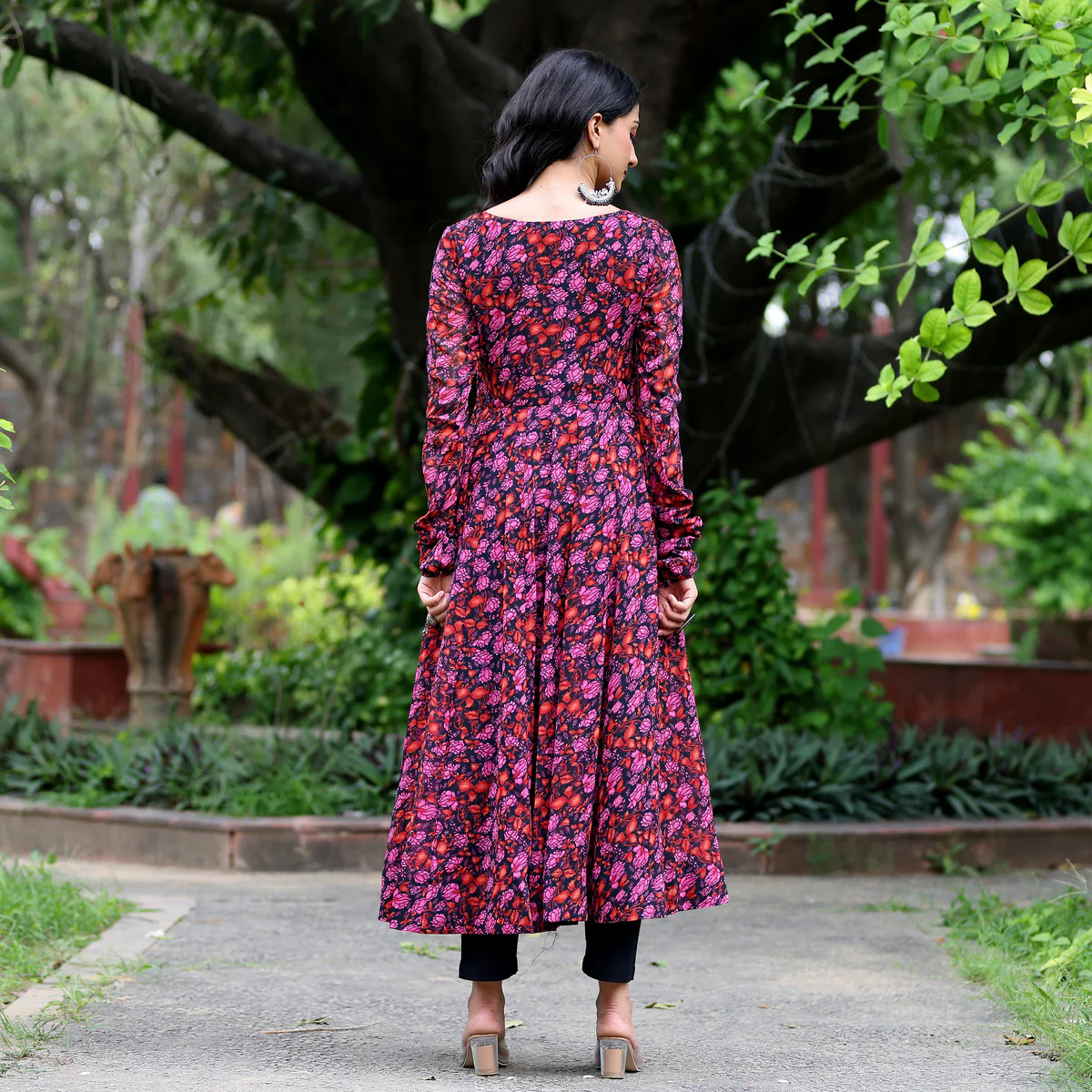 Lekha Flare Gerogette Kurta - Image 3