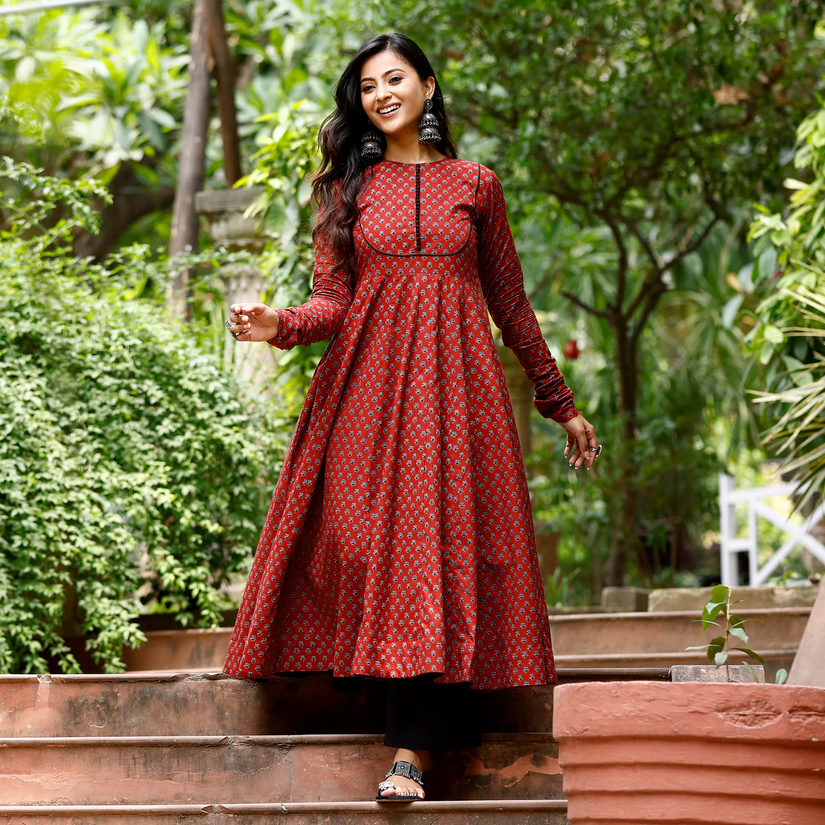 Maahina Gher Cotton Kurta - Image 2