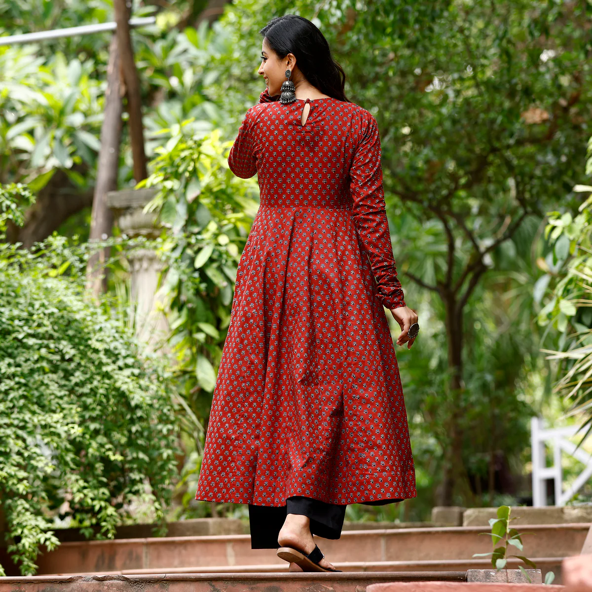 Maahina Gher Cotton Kurta - Image 9