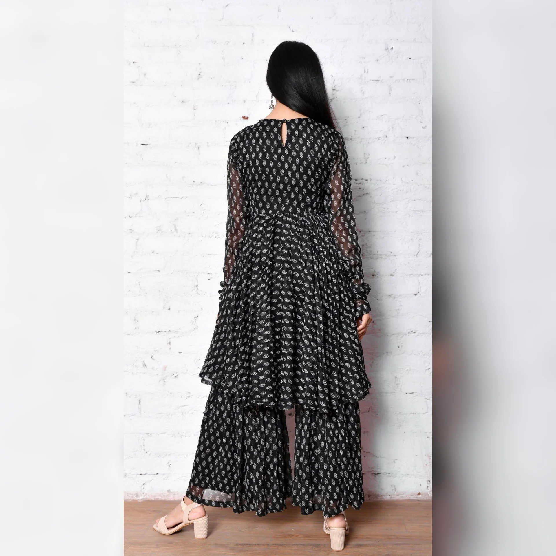 Mahima Set - Image 4