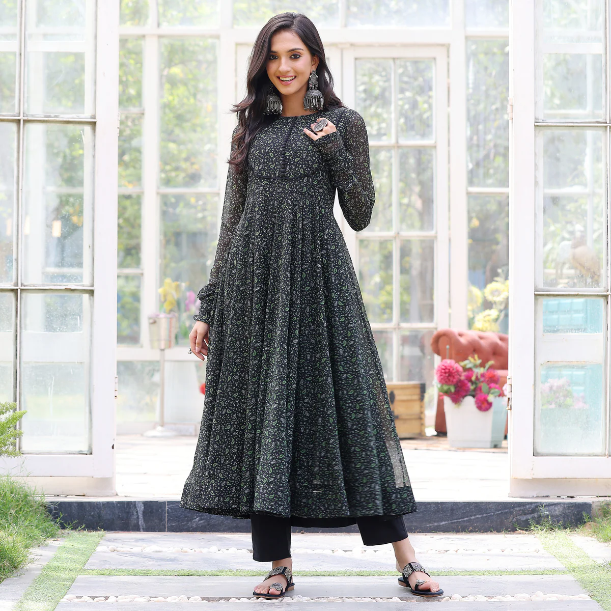 Maitreyi Flare Georgette Kurta - Image 3